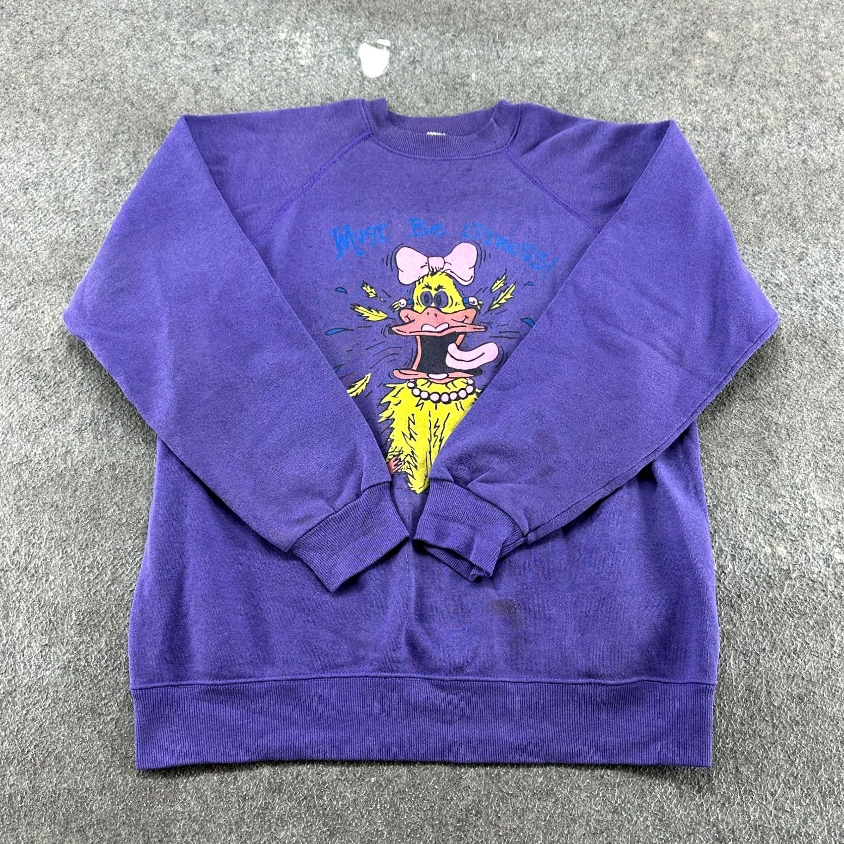Musto VINTAGE Sweatshirt Mens L Purple Pullover Duck Graphic 90s USA FDA? Size US L / EU 52-54 / 3 - 2 Thumbnail