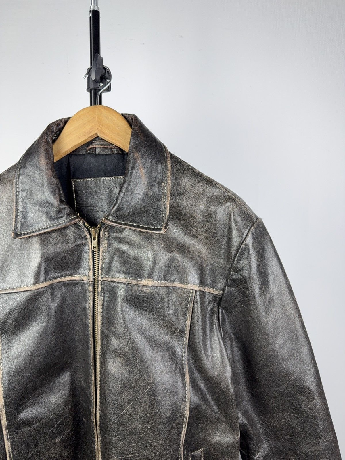 Vintage Vintage 90s Avant Garde Leather Biker MOTO Faded Jacket Size US XL / EU 56 / 4 - 3 Thumbnail
