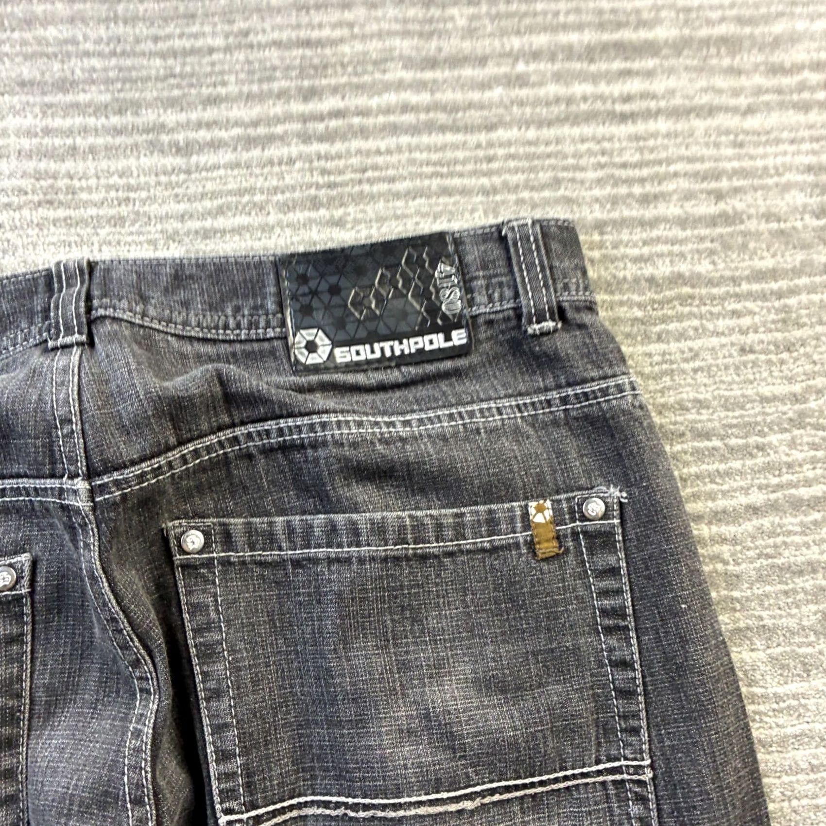 Southpole VINTAGE Southpole Jeans Mens 38 Black Denim Pants Y2K Baggy Gold Tab Mens Jeans Wide-Leg 5-Pocket Hip Hop Inseam 32 Size US 38 / EU 54 - 6 Thumbnail