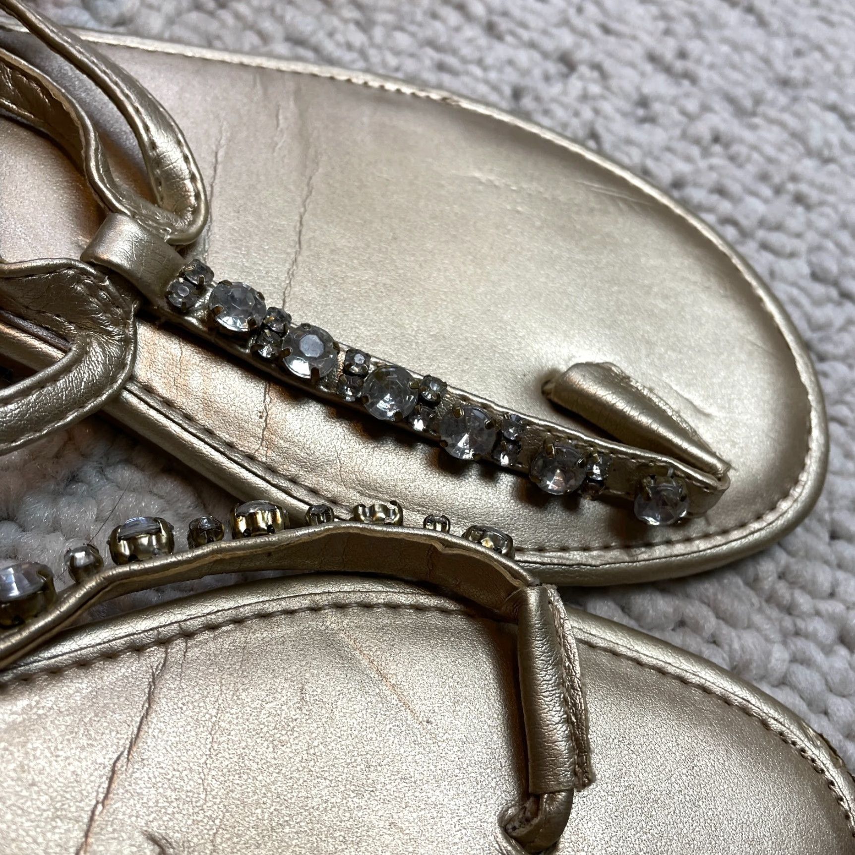 Vintage Bandolino Sandals Womens 8.5 Gold Flat Slingback Strappy Gem Straps Leather Size US 8.5 / IT 38.5 - 6 Thumbnail