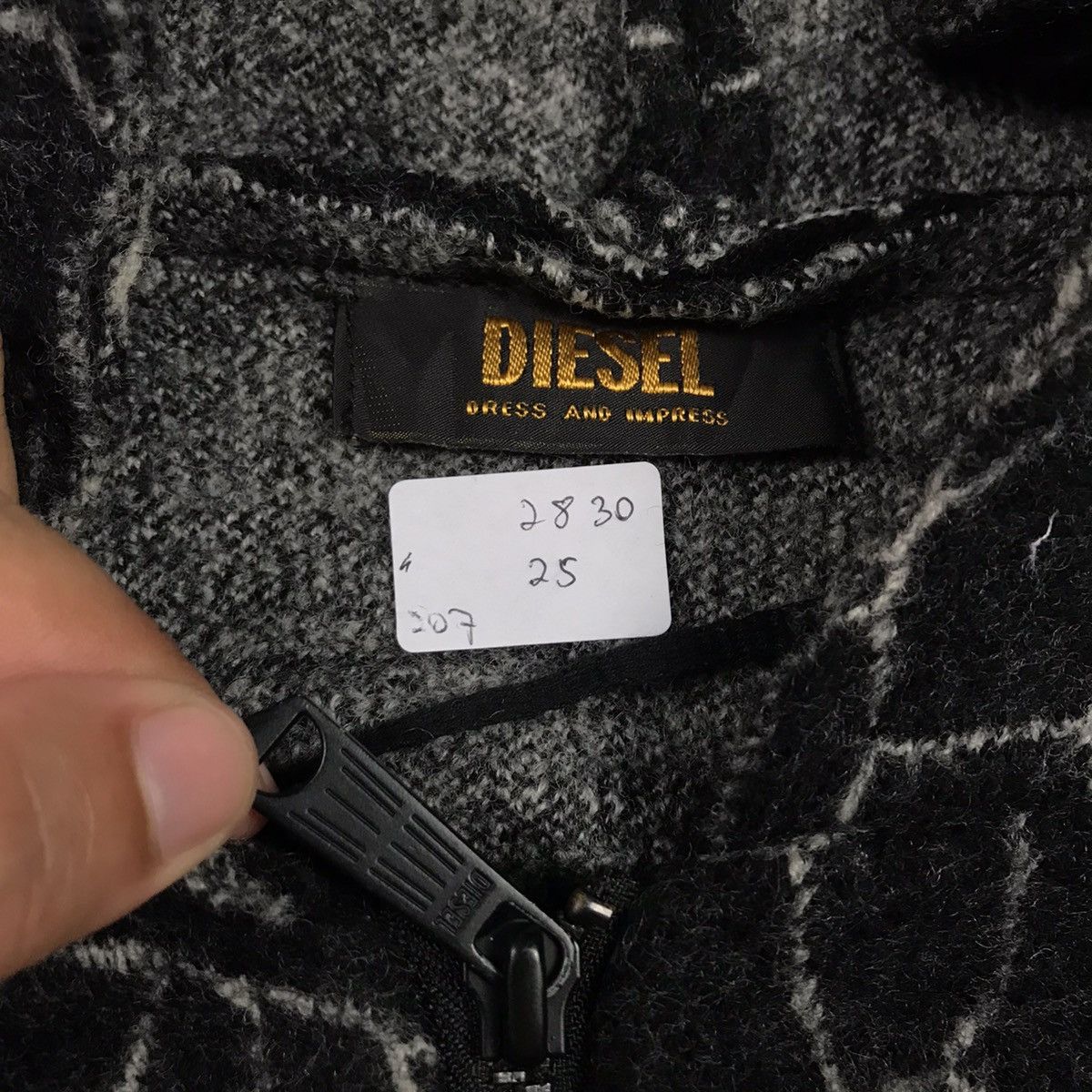 Diesel DIESEL WOOL OVERSIZE SHORT SLEEVE HOODIES JACKET Size US M / EU 48-50 / 2 - 10 Thumbnail