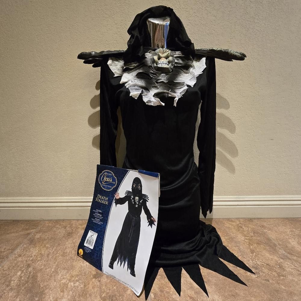 Designer Death Stalker Young Adult Costume Size ONE SIZE - 1 Thumbnail