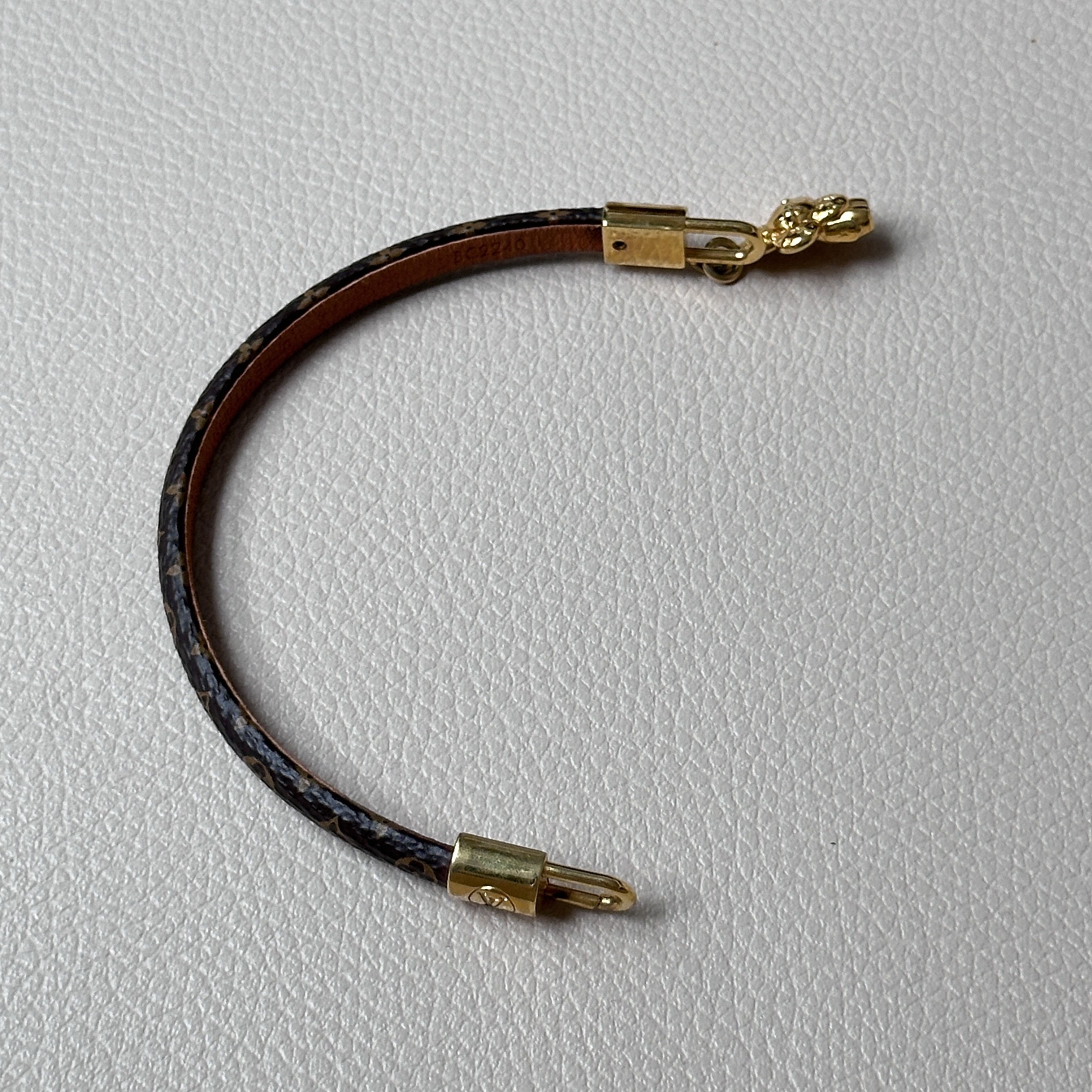 Louis Vuitton Louis Vuitton Vivienne Bracelet Monogram Size ONE SIZE - 11 Thumbnail