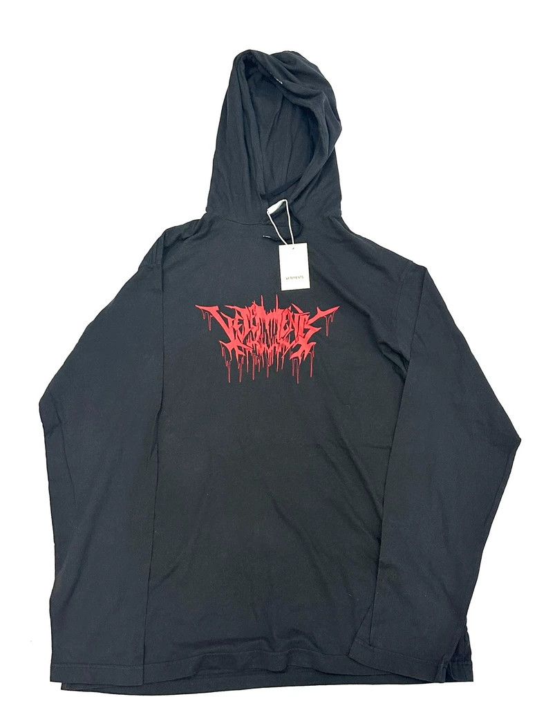 Vetements Vetements 18SS Blood Drop Sanskrit Lightweight Sweatshirt Size US M / EU 48-50 / 2 - 1 Thumbnail