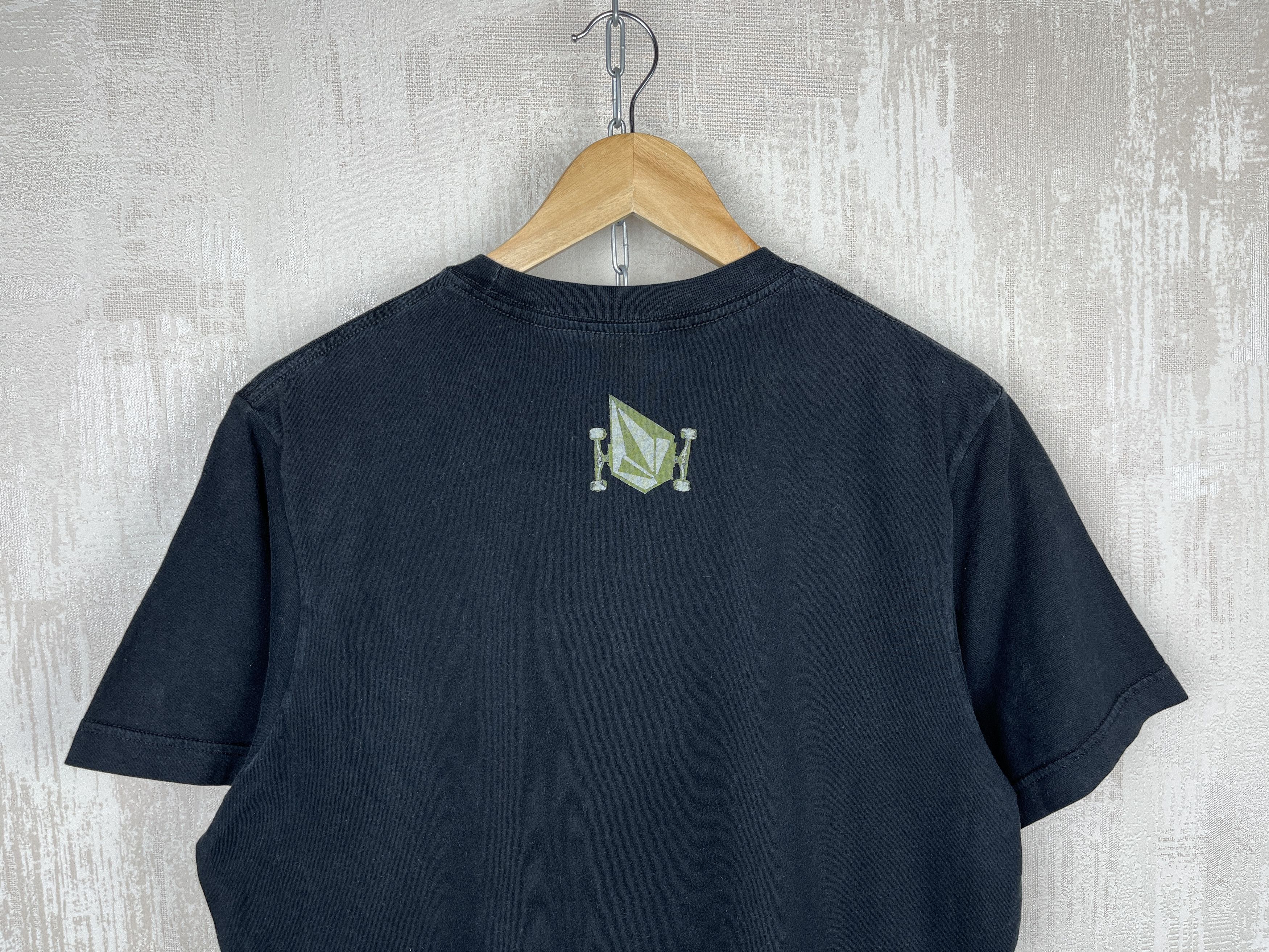 Vintage Volcom Vintage Skate Skateboarding T-shirt Size US M / EU 48-50 / 2 - 13 Thumbnail