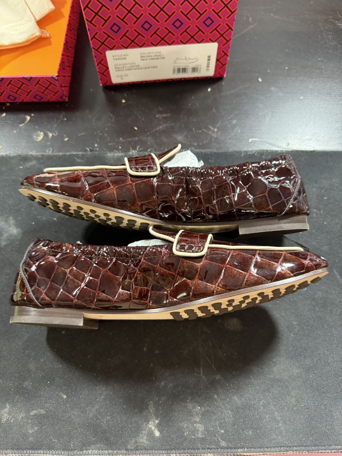 Tory Burch Ballet Loafer Croc Embossed Leather Size US 9 / IT 39 - 1 Thumbnail