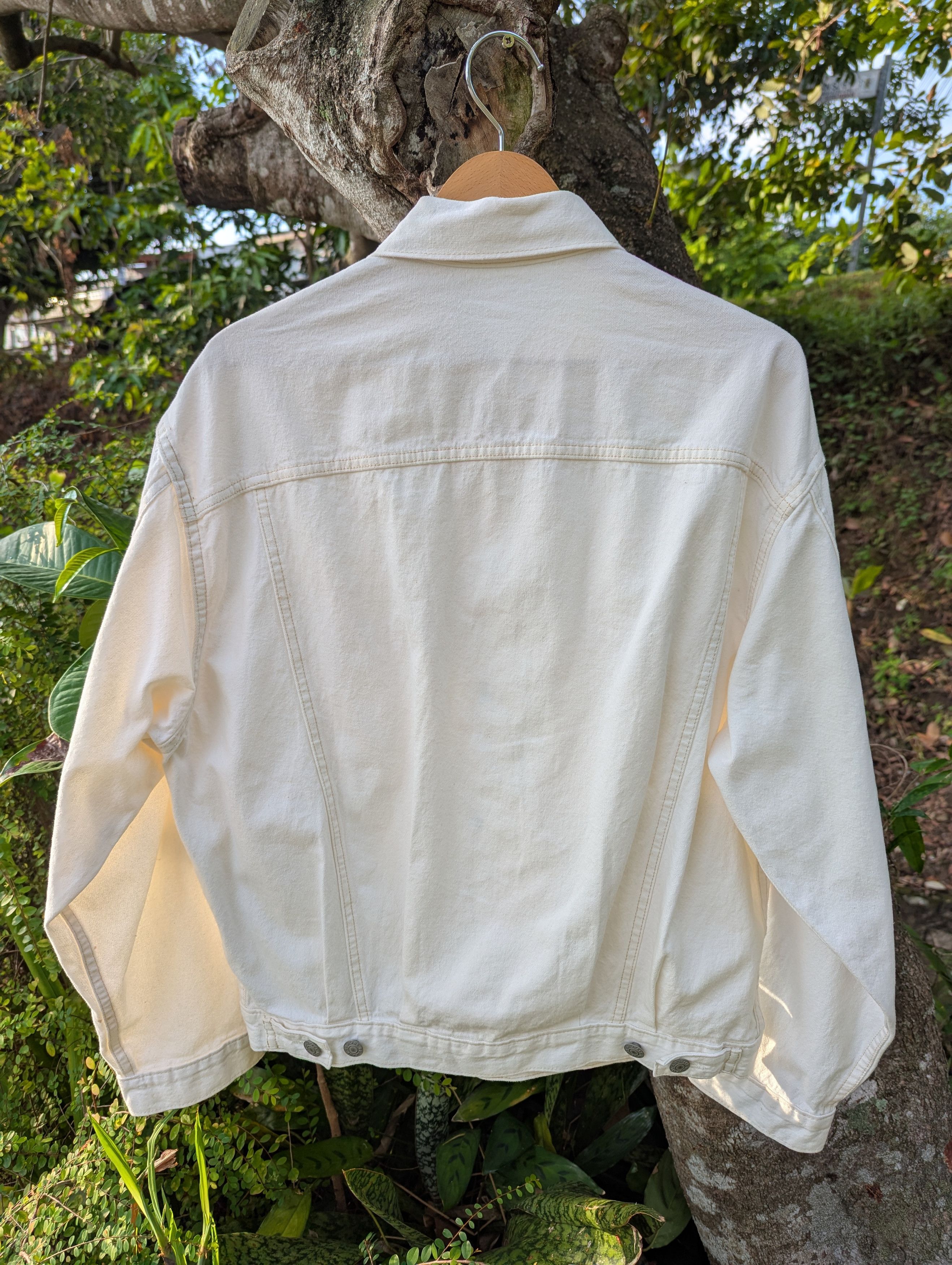 GU 🔥FREE SHIPPING🔥GU 🇯🇵 White Denim Jacket inspired Levis Size US S / EU 44-46 / 1 - 7 Thumbnail