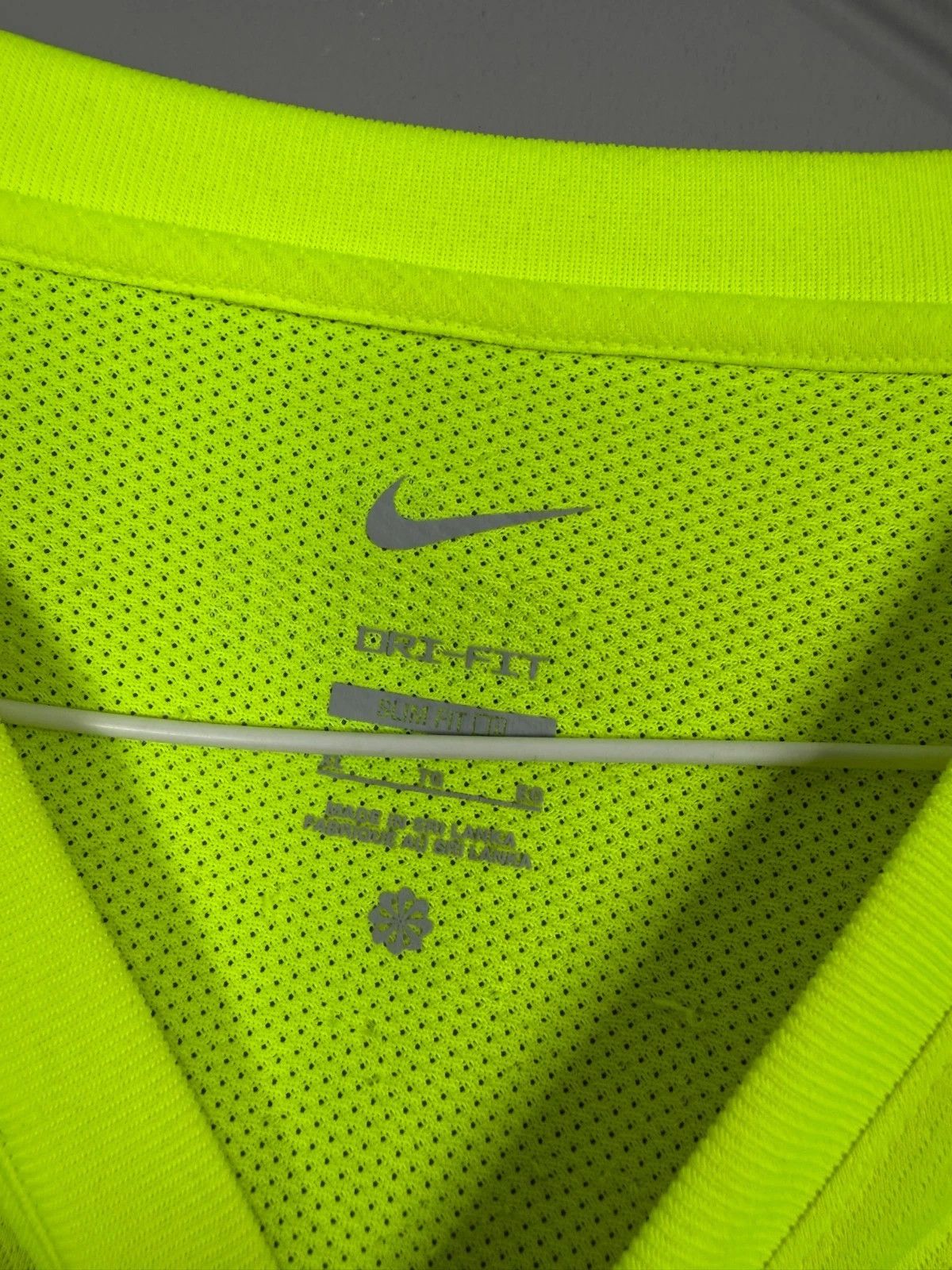 Nike Nike FC Zürich 2023/24 GK Third Jersey Neon Yellow Shirt Size US XL / EU 56 / 4 - 4 Thumbnail