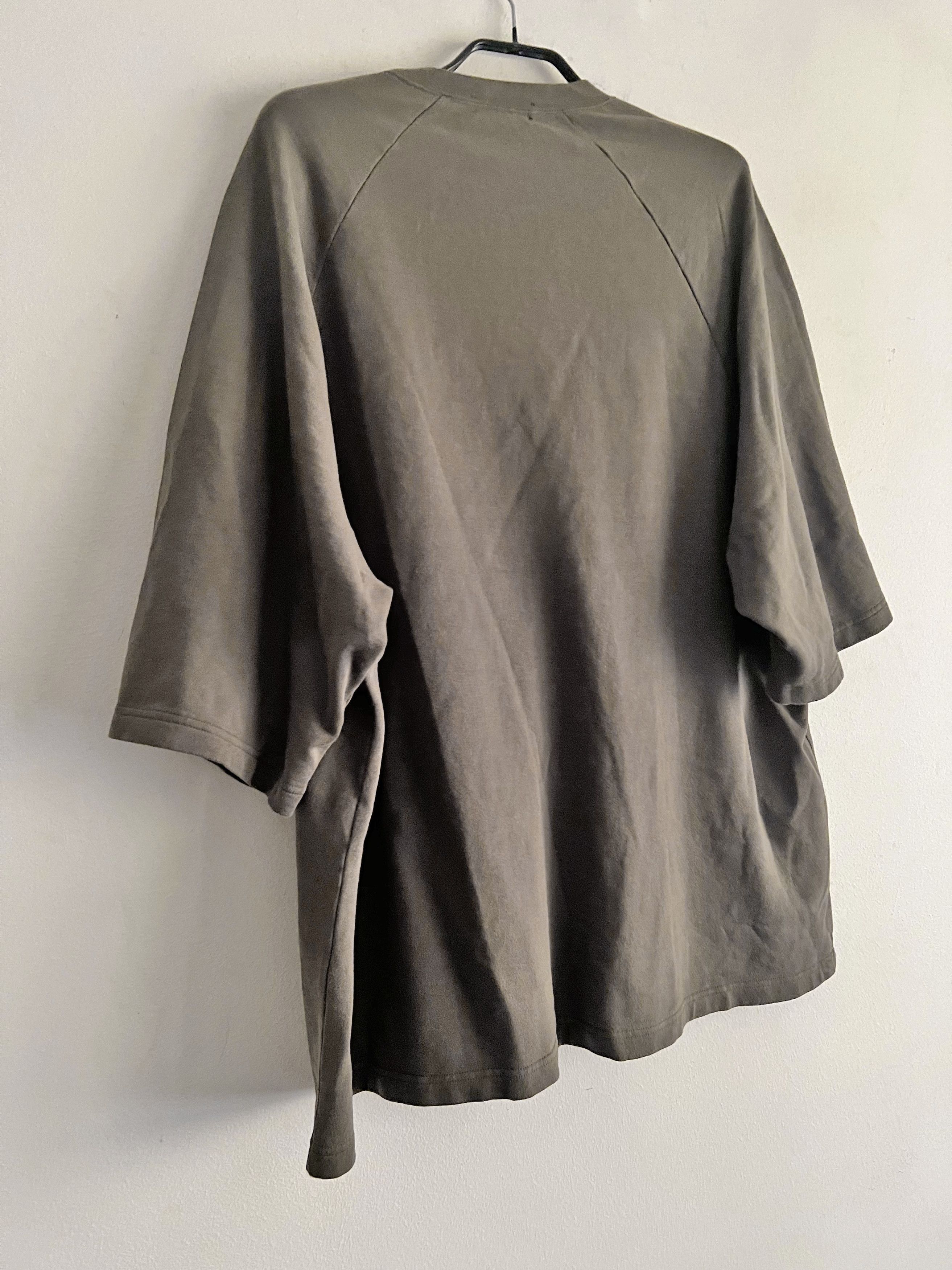 Undercover Half Sleeves T-Shirt Size US XL / EU 56 / 4 - 7 Thumbnail