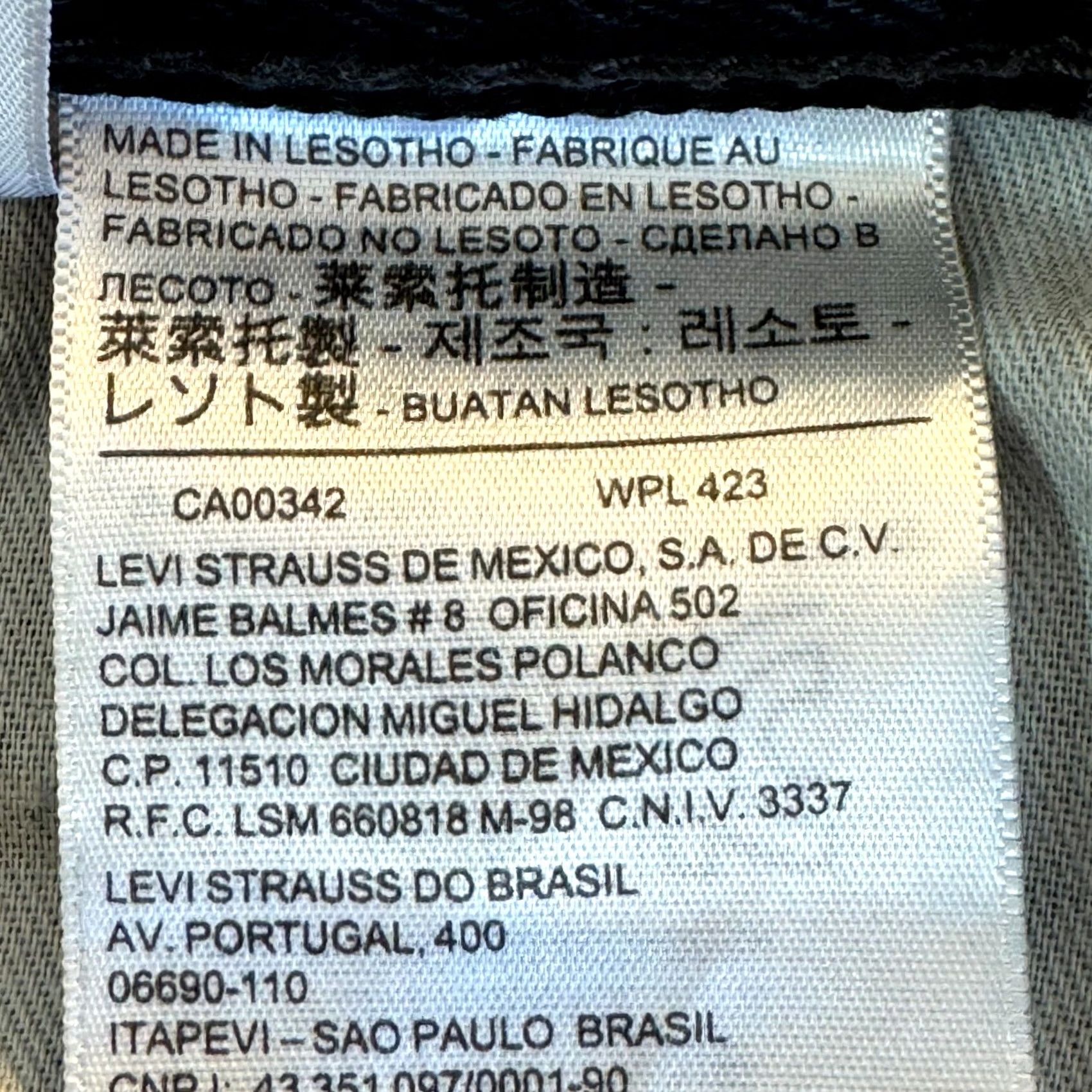 Levi's VINTAGE Levis 505 Jeans Mens 36x29 Black Denim Regular Fit Straight Leg Size US 36 / EU 52 - 6 Thumbnail