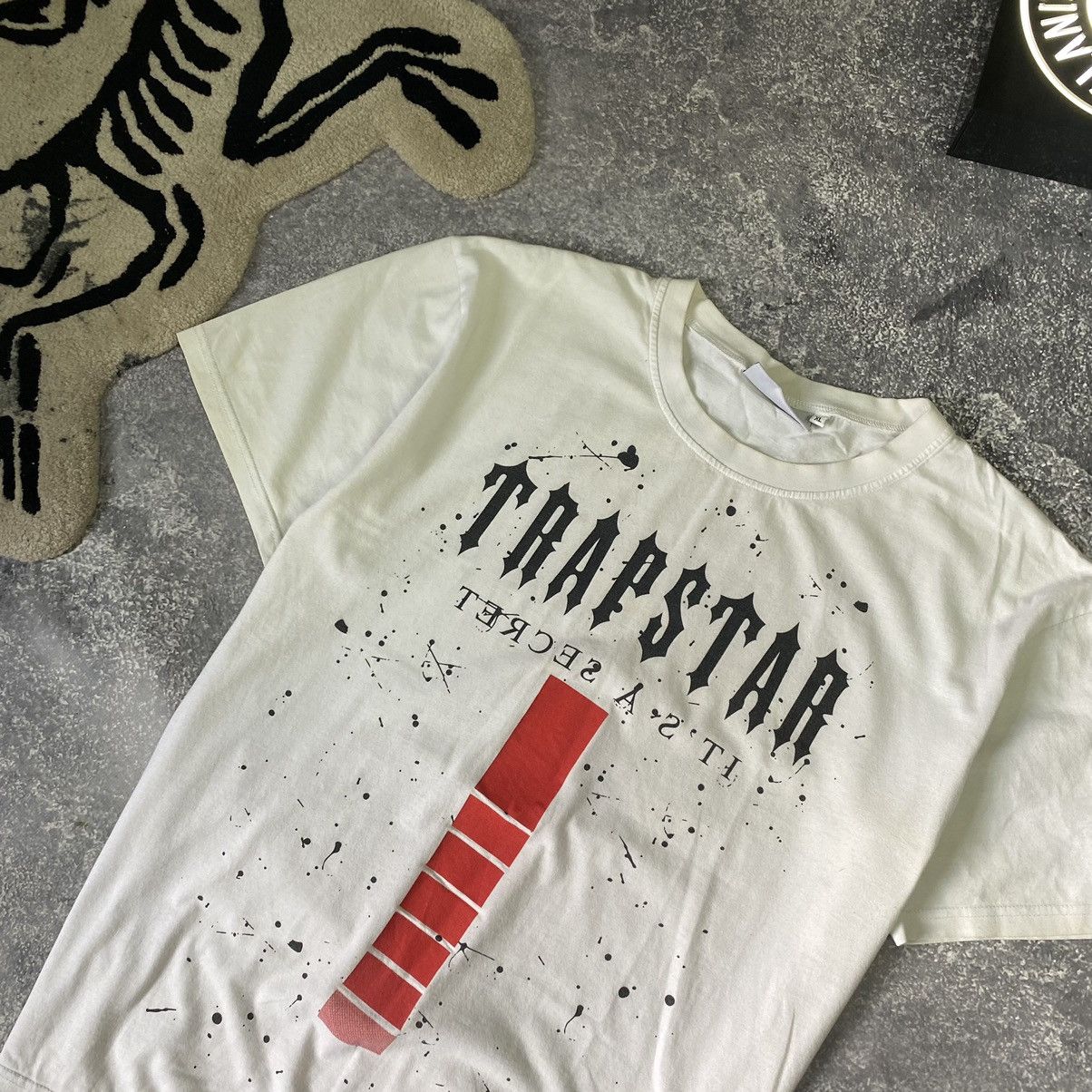 Vintage Men’s Trapstar London Graphic big logo y2k designer tee Size US XL / EU 56 / 4 - 3 Thumbnail