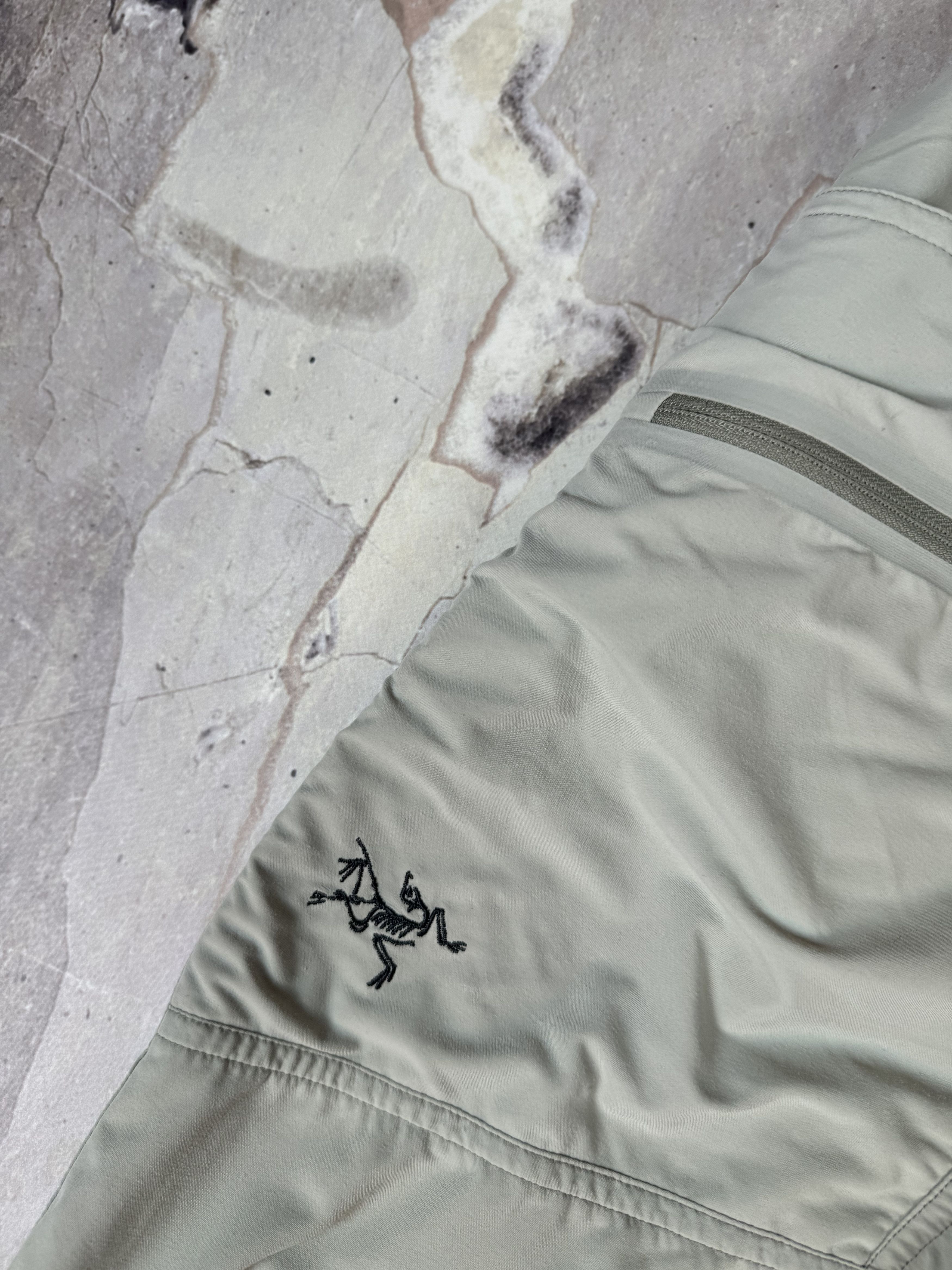 Arc'teryx Vintage arcteryx pants Size US 34 / EU 50 - 4 Thumbnail