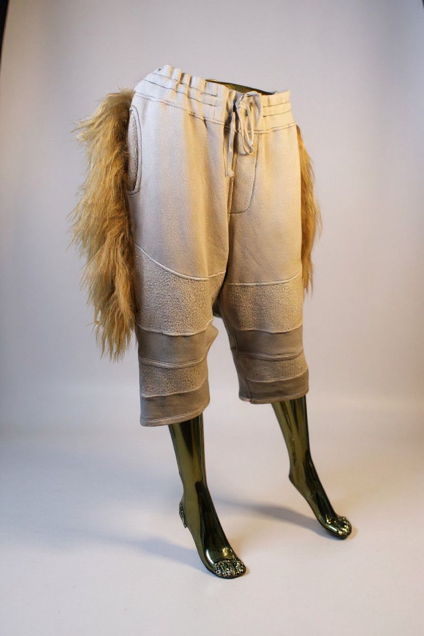 Other Custom-made Natural-Fabric Joggers with real mongolian fur Size US 32 / EU 48 - 1 Thumbnail