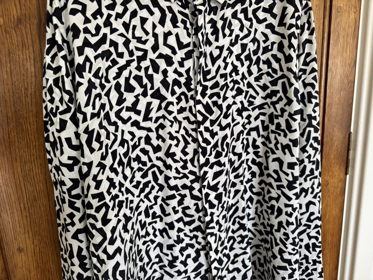Saint Laurent Paris FW21 Saint Laurent silk geometric black white shirt grail Size US L / EU 52-54 / 3 - 12 Thumbnail