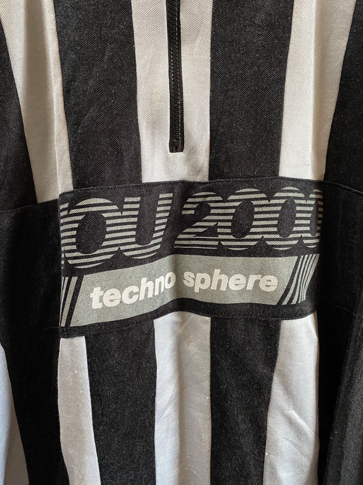 Rap Tees RARE Vintage 90s IOU 2000 Techno Sphere Size US XL / EU 56 / 4 - 6 Thumbnail
