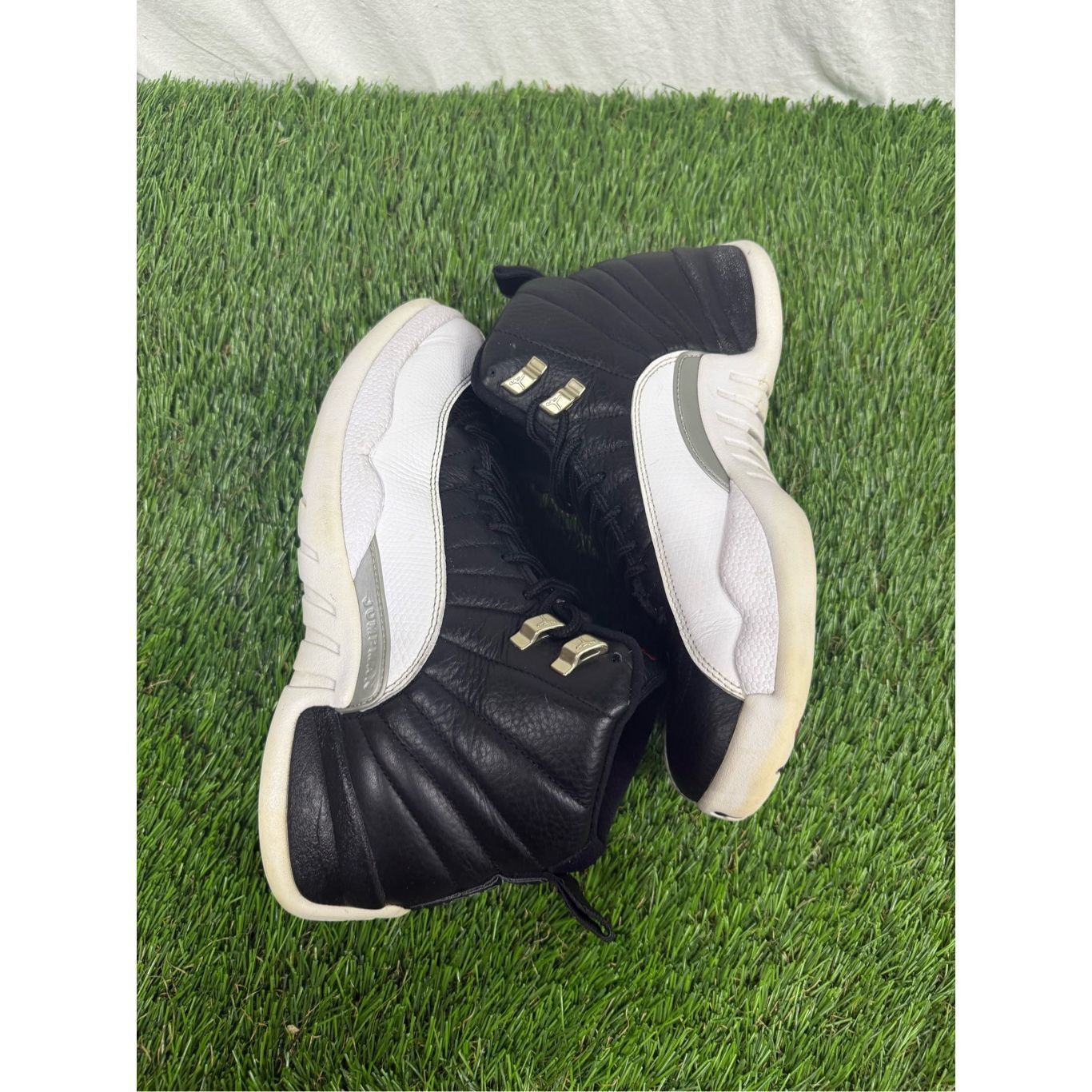 Jordan Brand Size 8.5 - Jordan 12 Retro Playoff black white fire Jordan Size US 8.5 / EU 41-42 - 5 Thumbnail