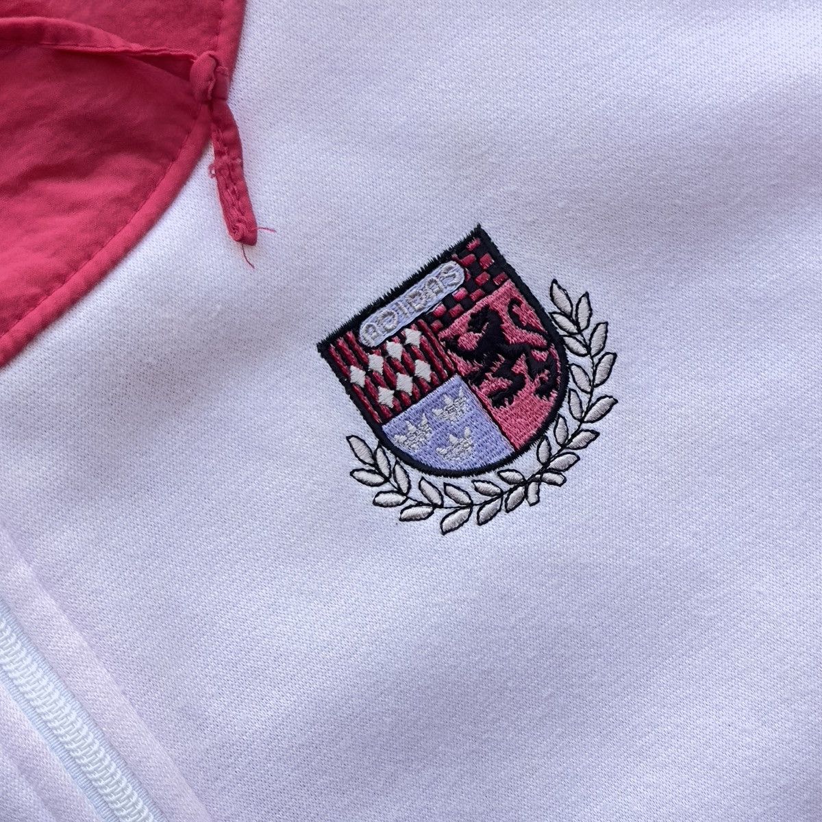 Adidas VINTAGE ADIDAS EMBROIDERED LOGO UNIVERSITY 90’s SWEATSHIRT Size US M / EU 48-50 / 2 - 4 Thumbnail