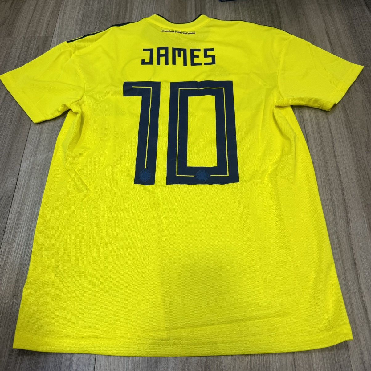 Adidas Colombia 18/19 home shirt #10 James (Bnwt) Size US M / EU 48-50 / 2 - 2 Thumbnail