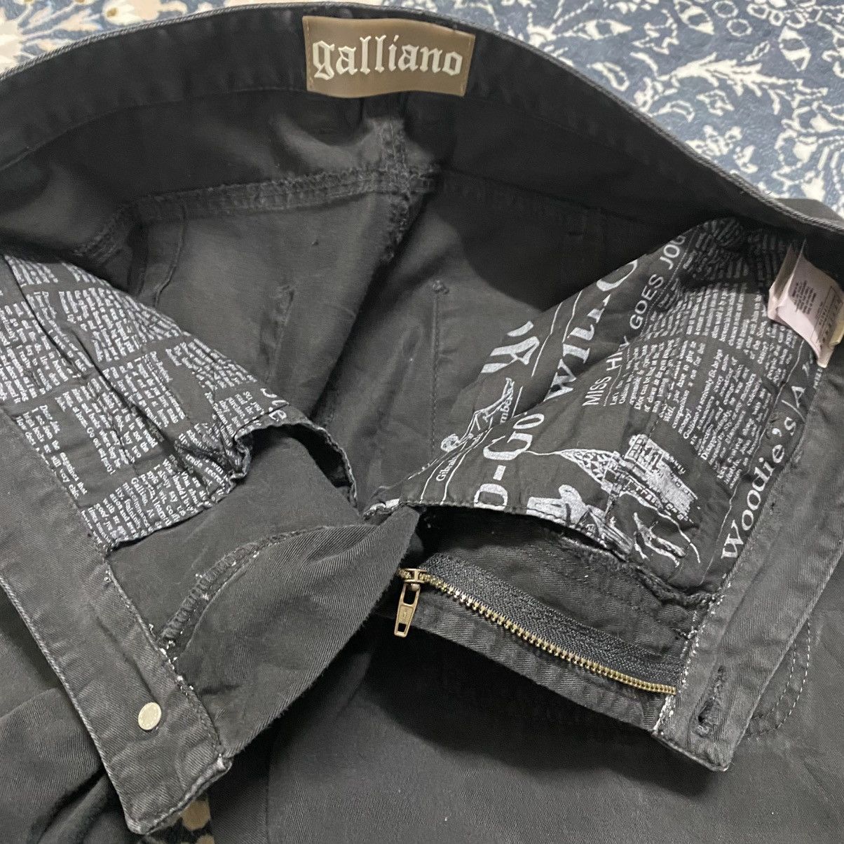 John Galliano John Galliano Black Cargo Pants Size US 34 / EU 50 - 20 Thumbnail