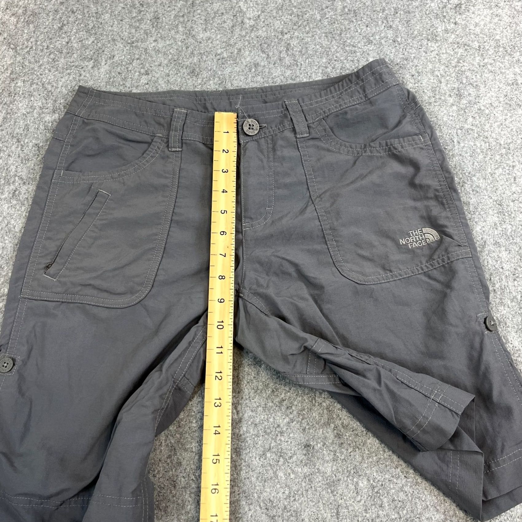 The North Face The North Face Womens Cargo Shorts W30 UK 8 Grey Walking Hiking Outdoors Size 30" / US 8 / IT 44 - 5 Thumbnail
