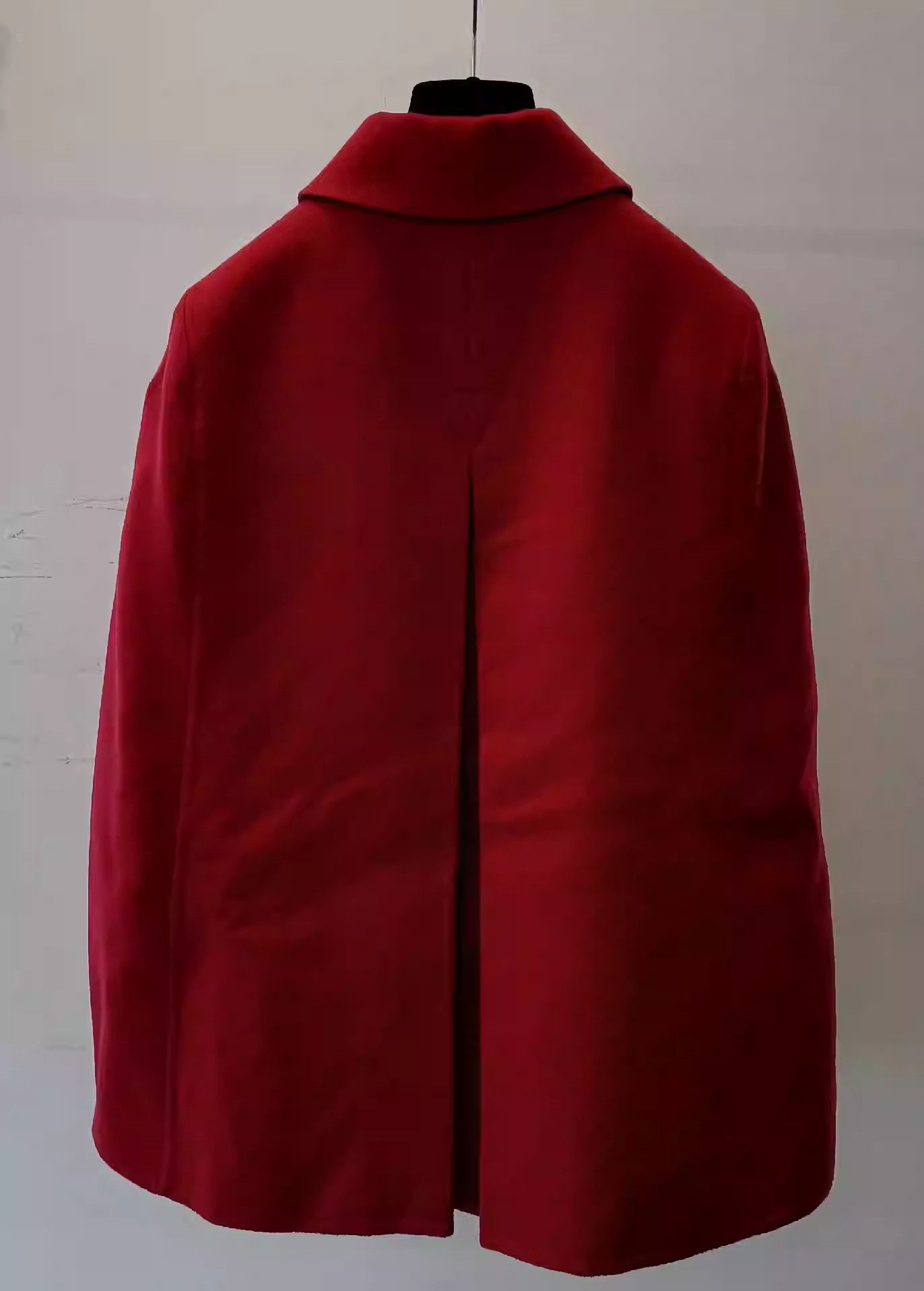 Louis Vuitton Louis Vuitton Red Wool Cape Coat Size US S / EU 44-46 / 1 - 2 Thumbnail
