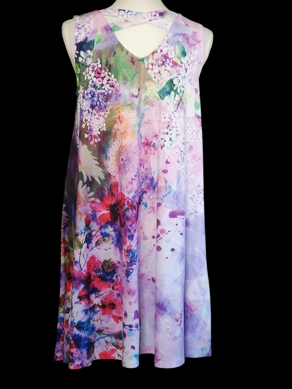 Other Time & Tru Sleeveless V-Neck Casual Dress Size S / US 4 / IT 40 - 6 Thumbnail