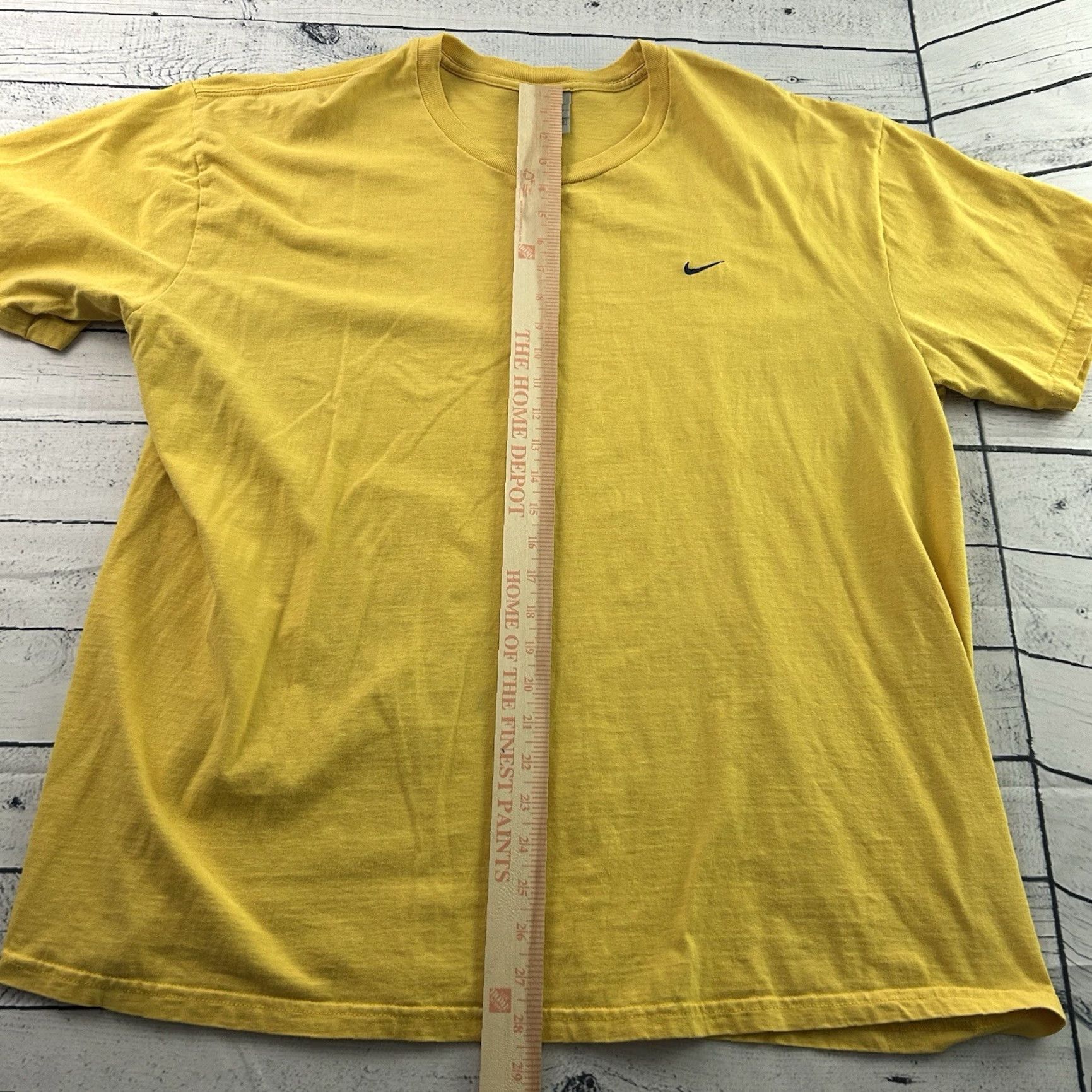 Nike Vintage Nike Short Sleeve T Shirt Men 2XL Yellow Essential Check Shirt Mens XXL Nike Short Sleeve T-Shirt Yellow 2XL Vintage Size US XXL / EU 58 / 5 - 4 Thumbnail