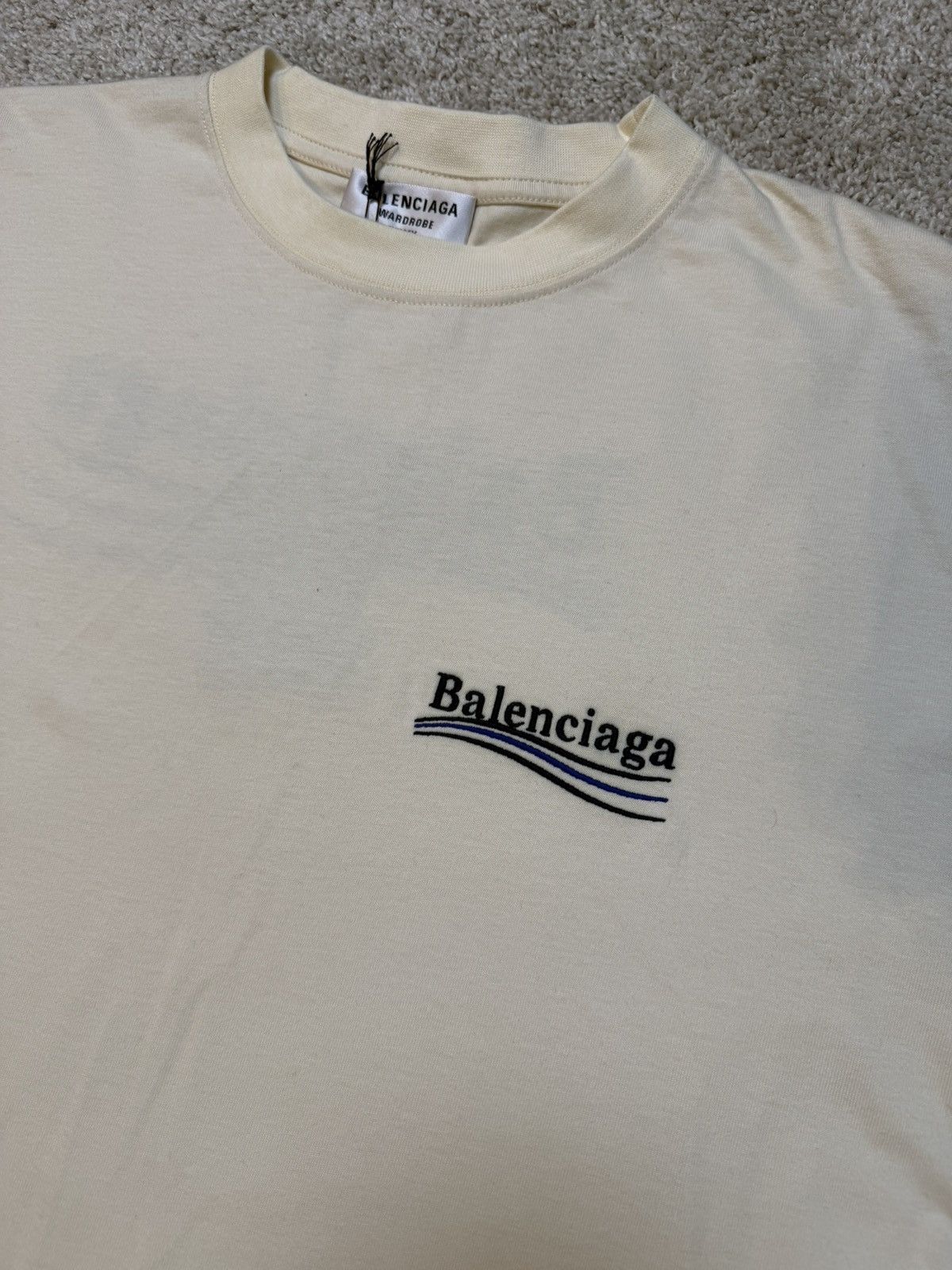 Balenciaga Balenciaga Political Campaign Logo T-Shirt Size US L / EU 52-54 / 3 - 3 Thumbnail