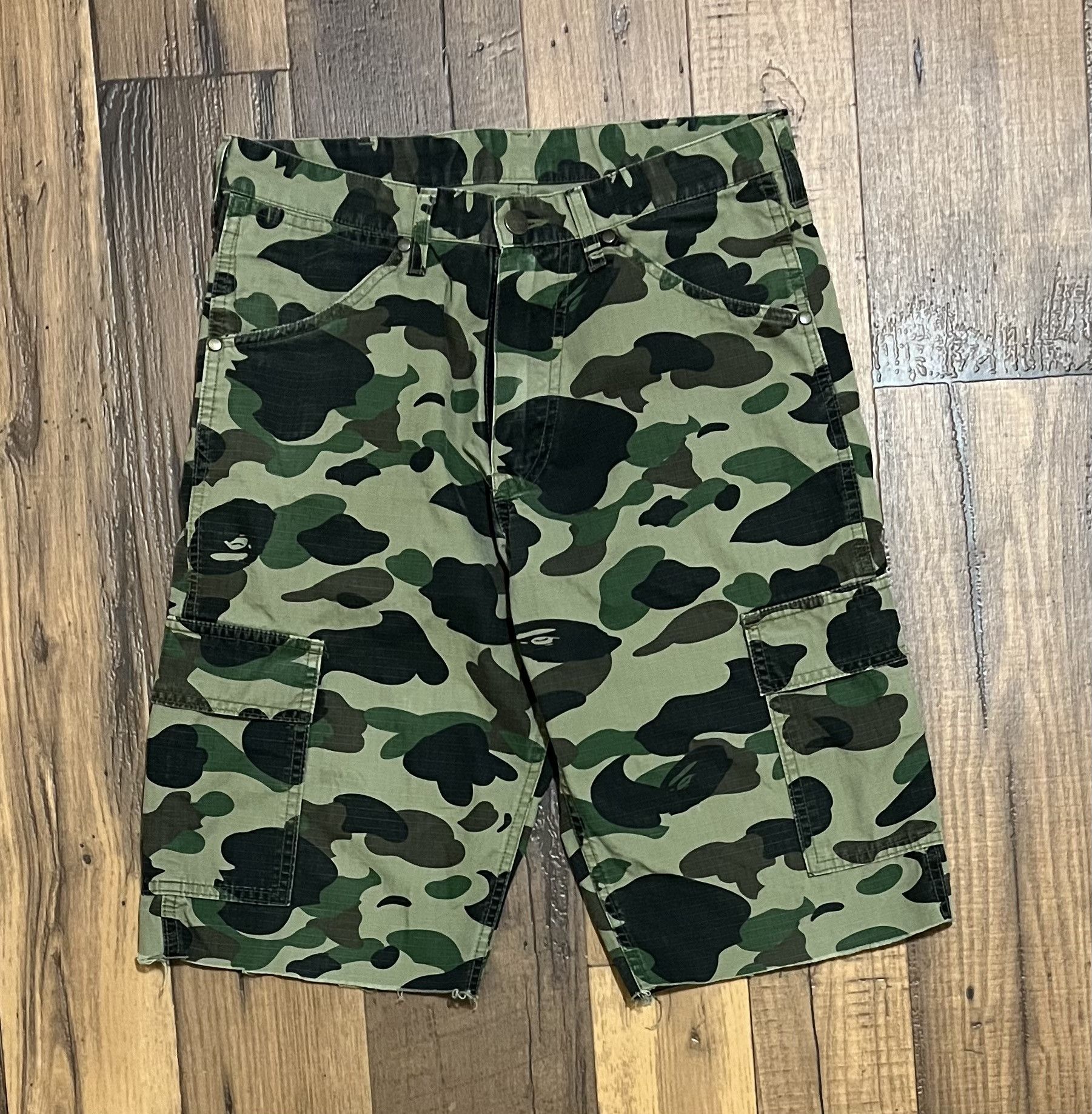 Bape Bape camo shorts Size US 30 / EU 46 - 2 Thumbnail