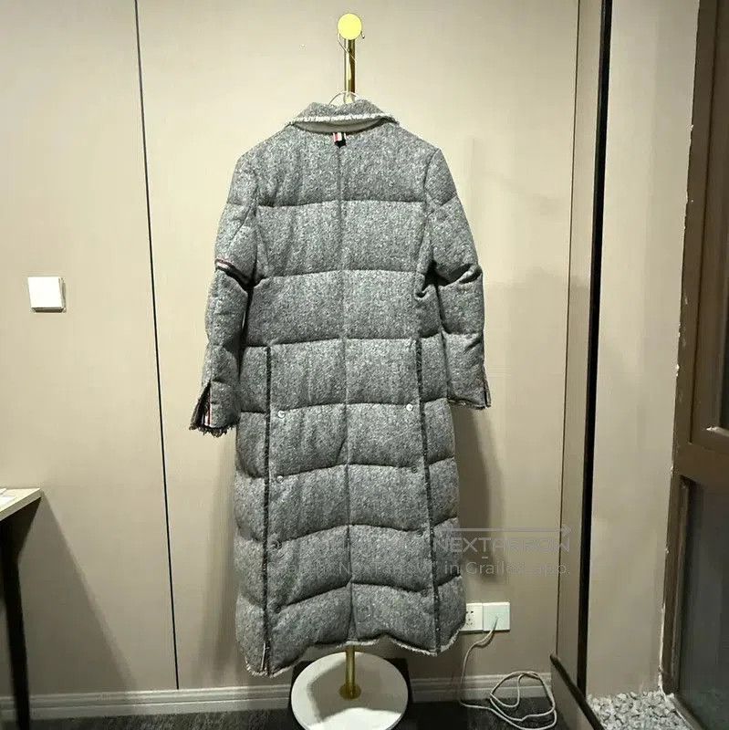 Thom Browne Thom Browne Gray Wool Logo Women's Down Coat . Size XXS / US 00 / IT 34 - 2 Thumbnail