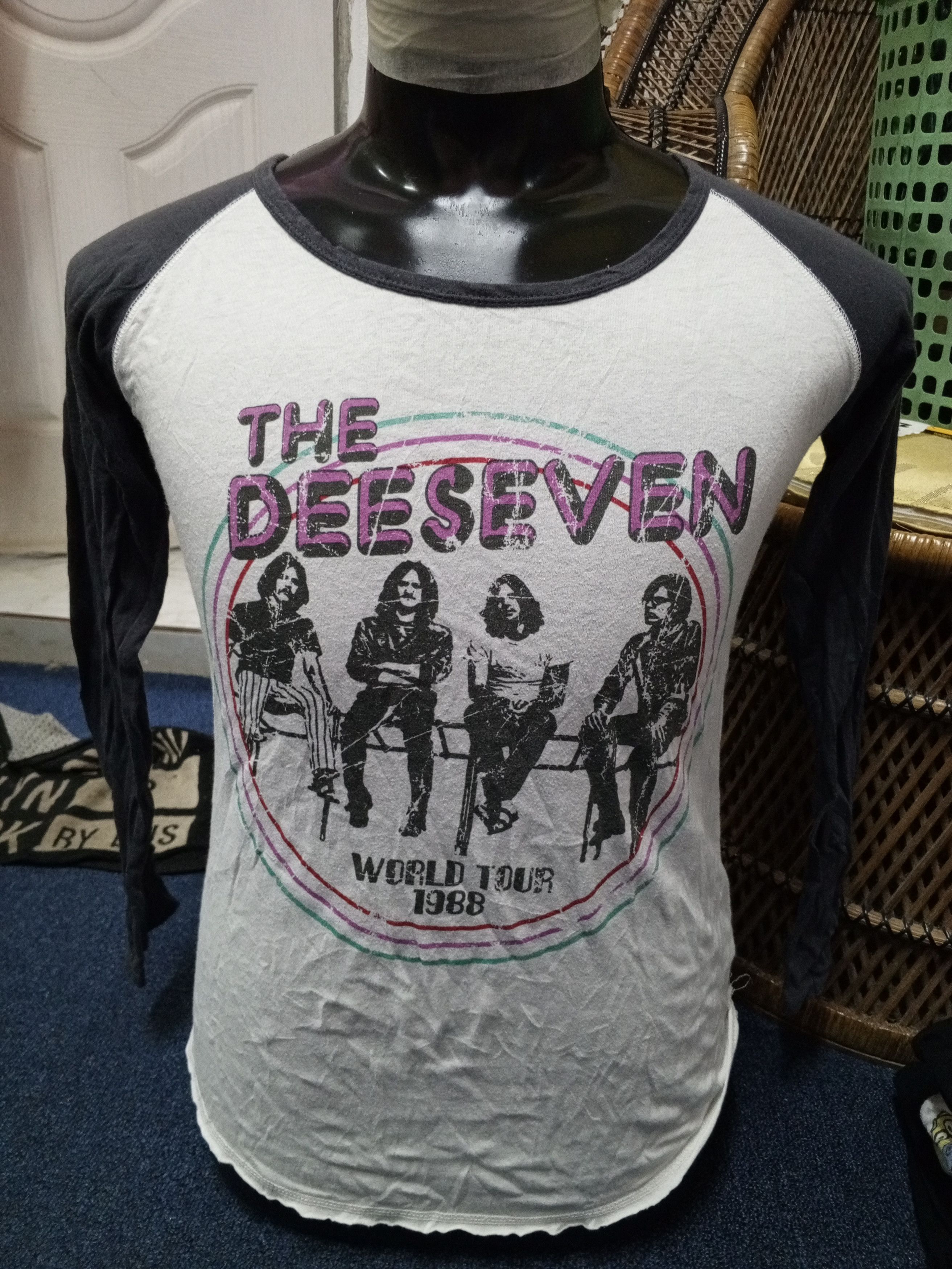 Band Tees Women long sleeve band the deeseven Size S / US 4 / IT 40 - 1 Thumbnail