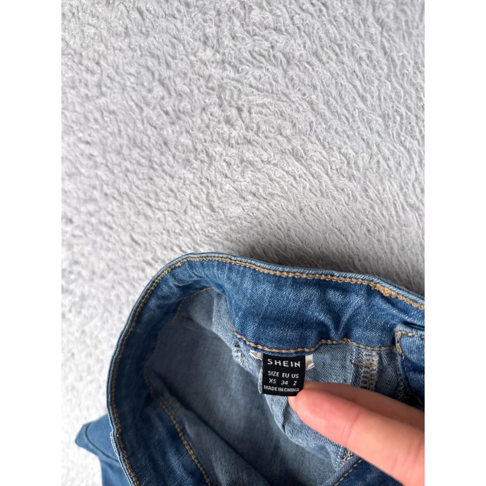 Shein Shein Jeans Women 2 Blue Denim Flare High Rise Raw Hem Cotton Blend 22x28 Size 26" / US 2 / IT 38 - 6 Thumbnail