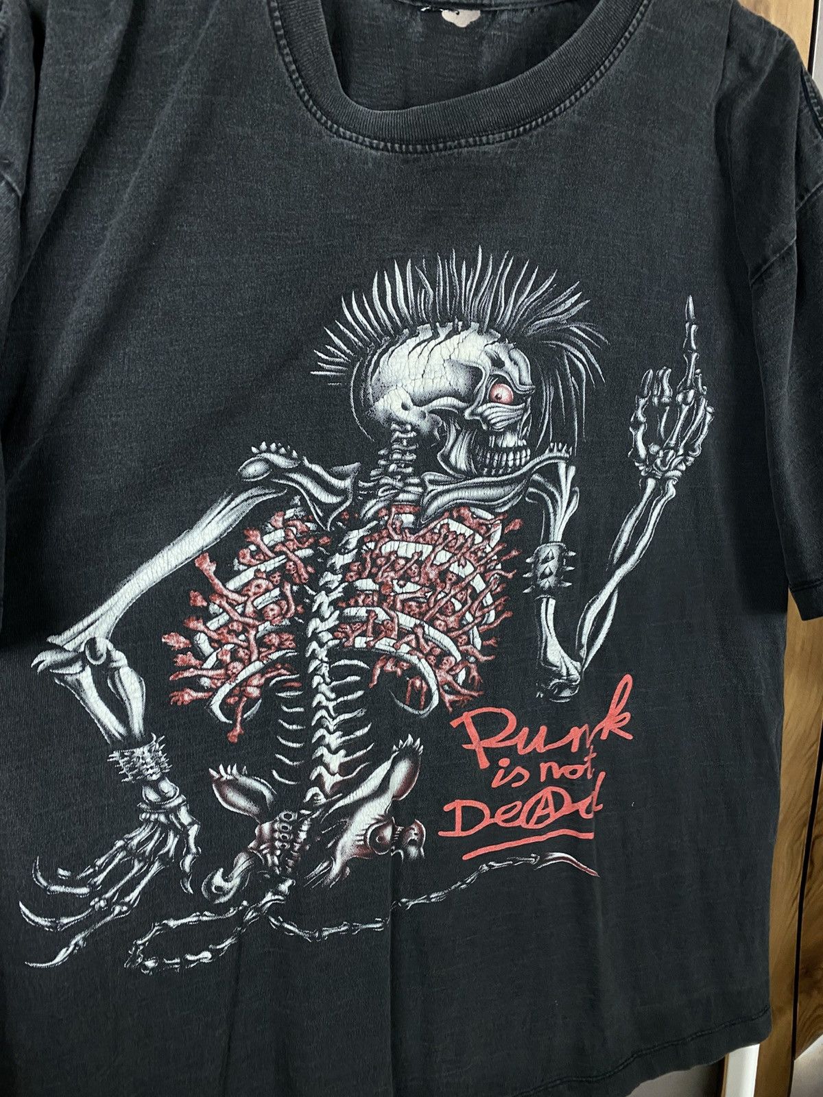 Band Tees 💀Vintage 90s T-Shirt Punk Is Not Dead Punk Rock VTG Tee💀 Size US XL / EU 56 / 4 - 3 Thumbnail