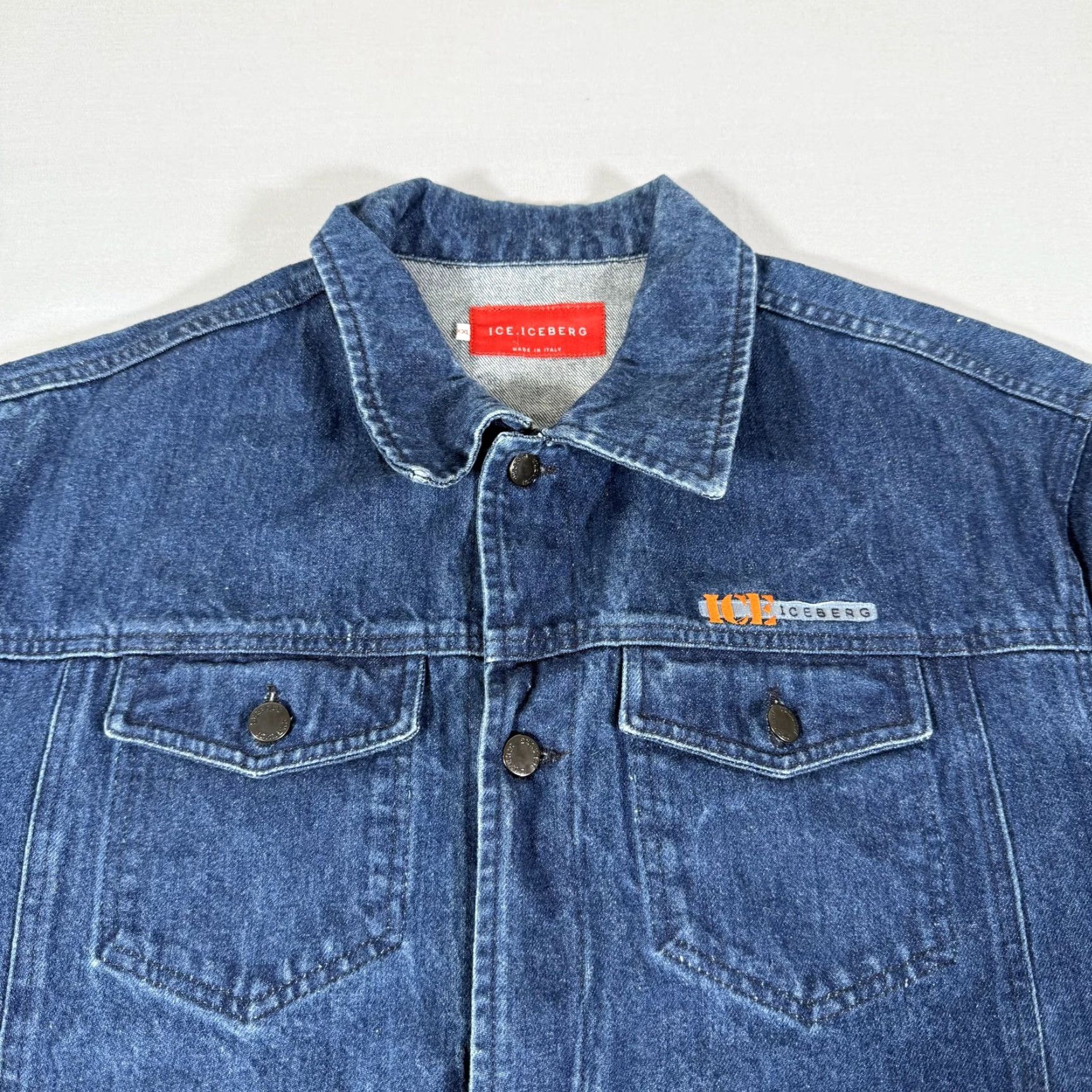 Vintage VINTAGE Iceberg Mens Jacket 2XL Denim Coat Disney Donald Duck Cartoon Made in Italy Casual Size US 39 - 2 Thumbnail