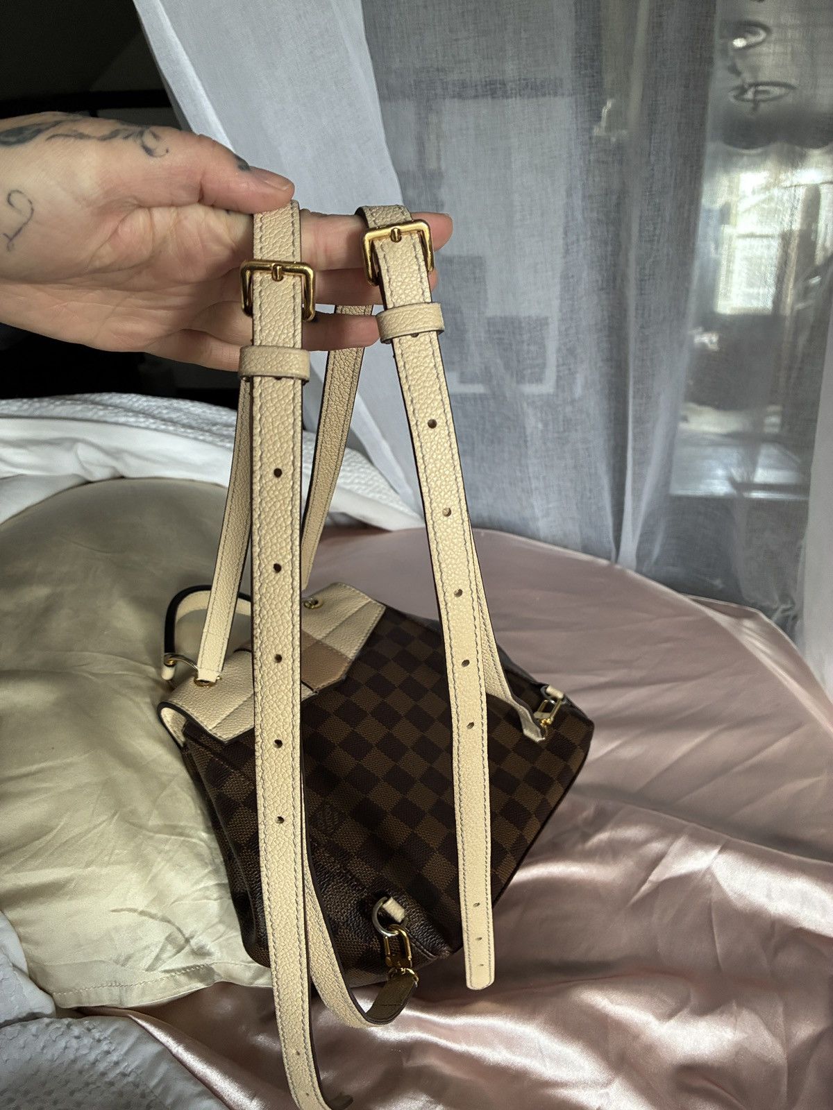 Louis Vuitton LV Clapton Bag Size ONE SIZE - 11 Thumbnail