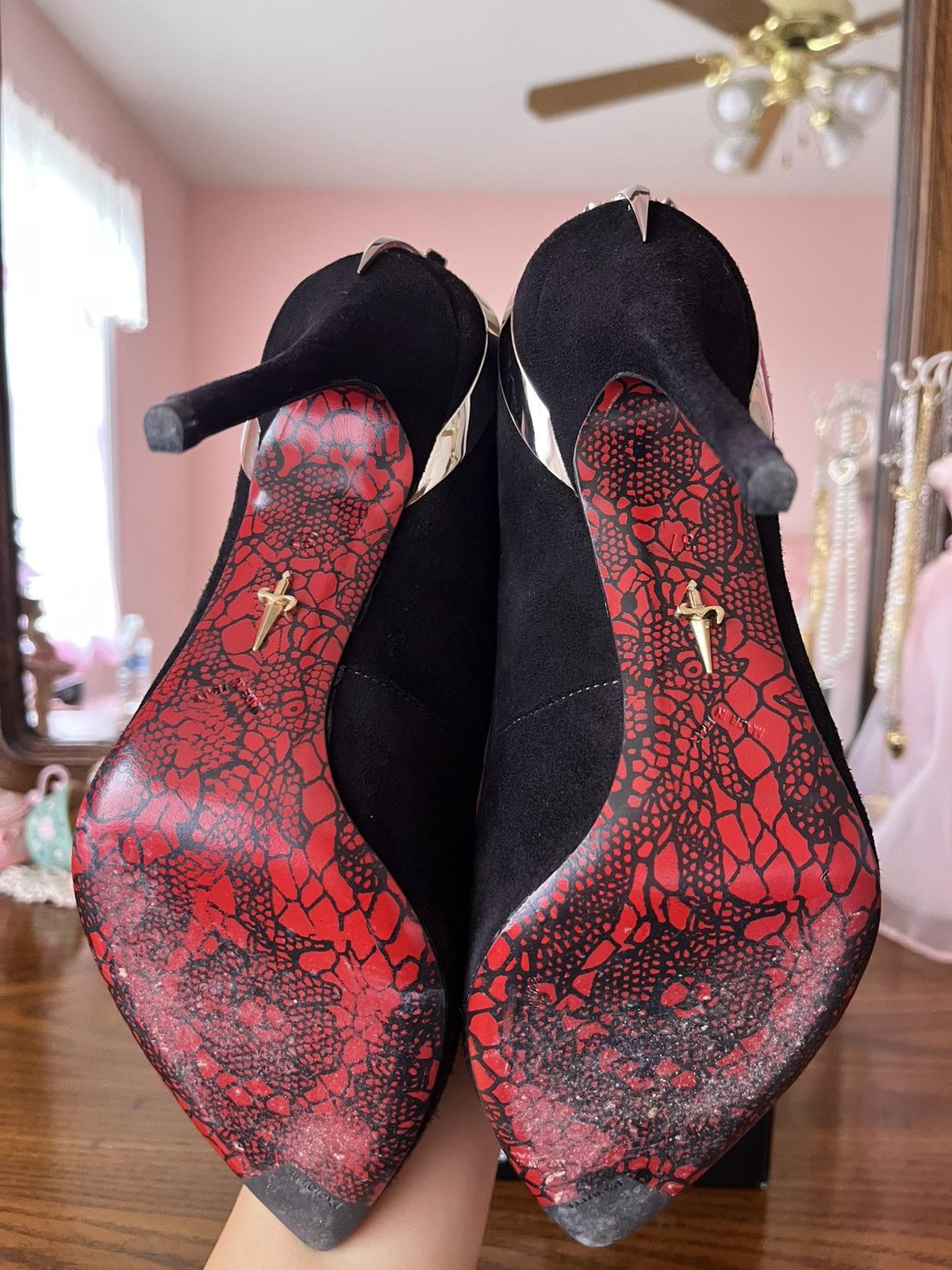 Paciotti Cesare Paciotti Black Suede Dagger Heels Size US 7 / IT 37 - 4 Thumbnail