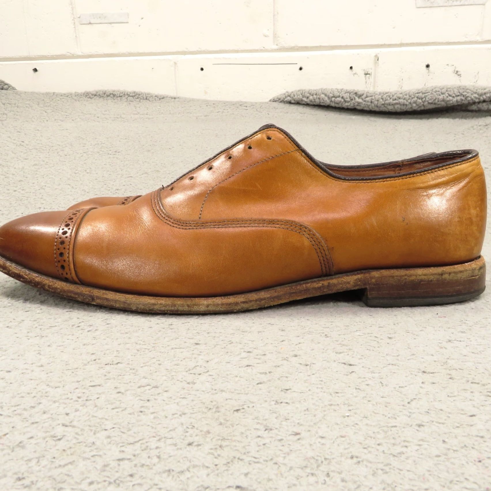 Allen Edmonds Fifth Avenue Oxford Mens 12 D Walnut Cap Toe Leather Dress Shoe