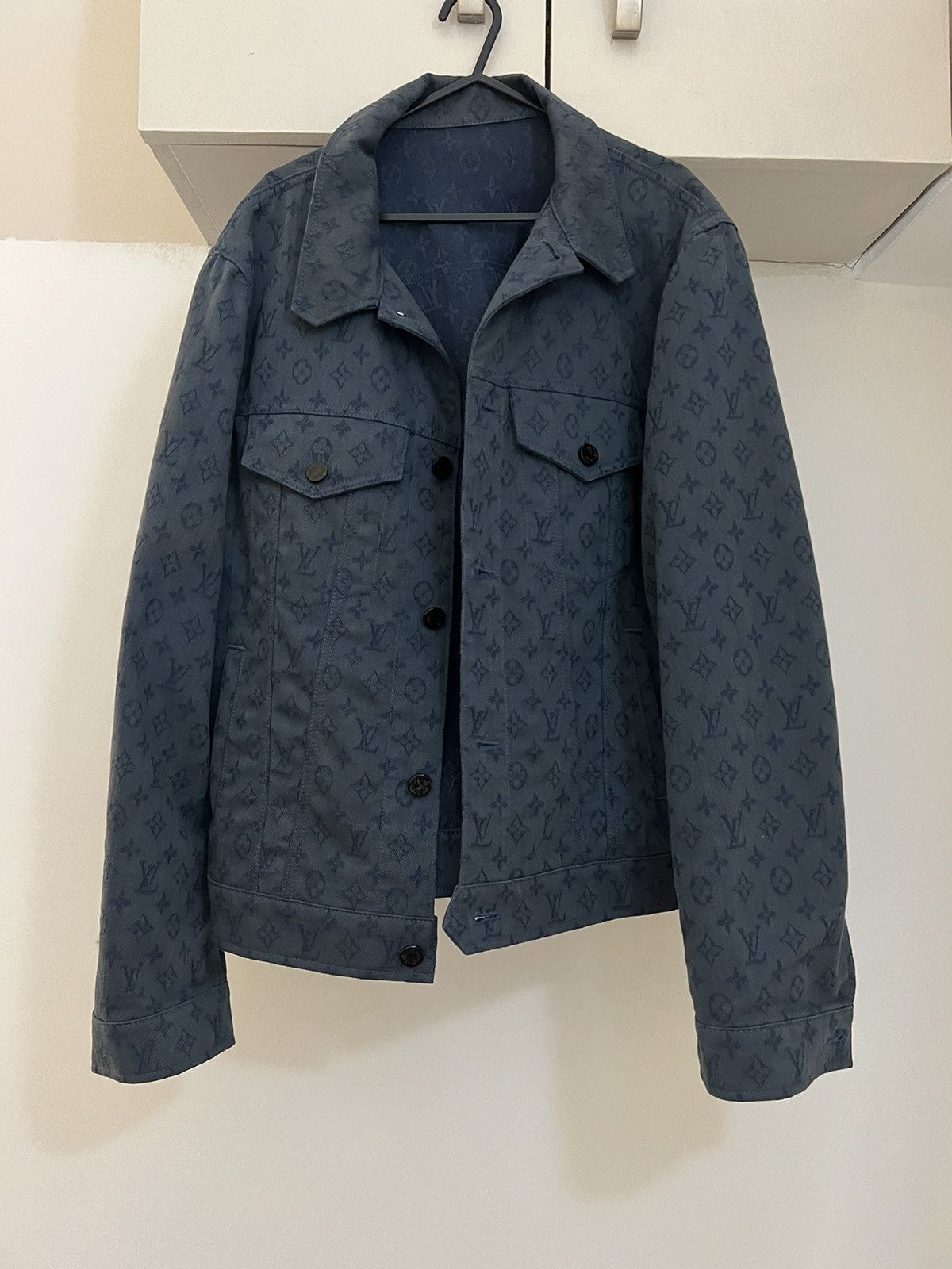 Louis Vuitton Louis Vuitton men’s denim jacket size L Size US L / EU 52-54 / 3 - 1 Thumbnail