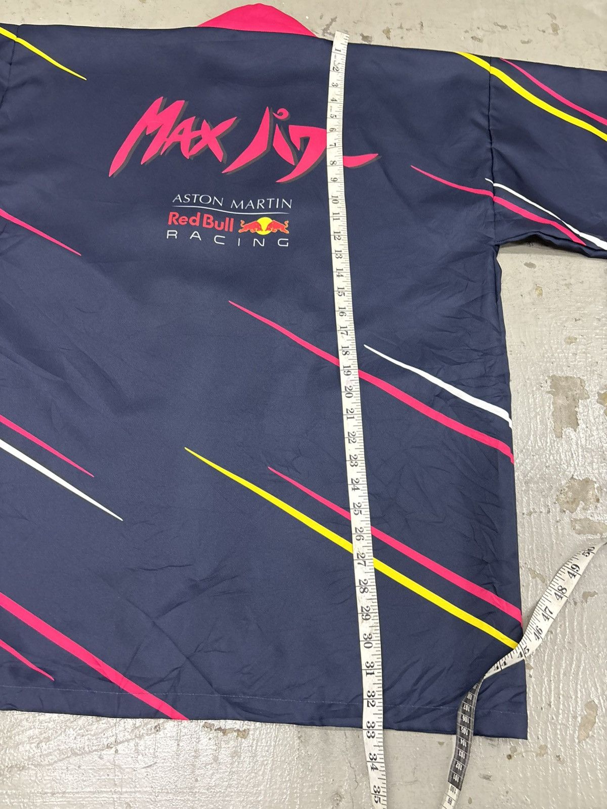 Red Bull RARE Max Verstappen Red Bull Racing Formula 1 Kimono Size US L / EU 52-54 / 3 - 13 Thumbnail