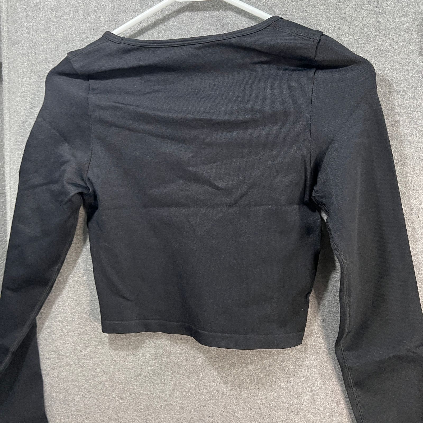 Other Workout 2 PC Crop Top Long Sleeve and Short Bottom Size M / US 6-8 / IT 42-44 - 12 Thumbnail
