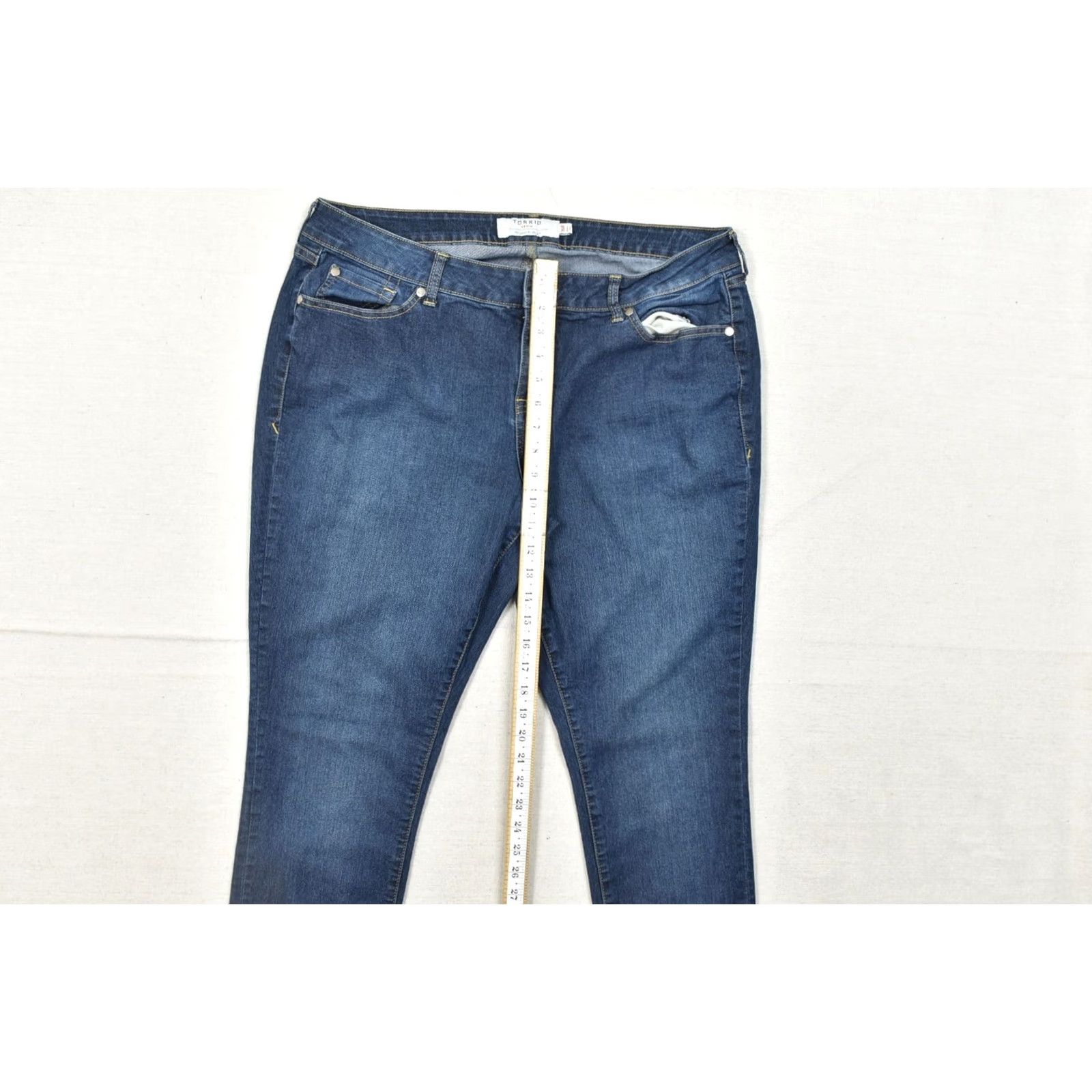 Torrid Torrid Denim Jeans Women 16R Dark Wash Slim Skinny Stretch 5-Pocket Button Blue Cotton Blend Regular Size Type Regular Pants Womens Size 38" / US 16 / IT 52 - 5 Thumbnail