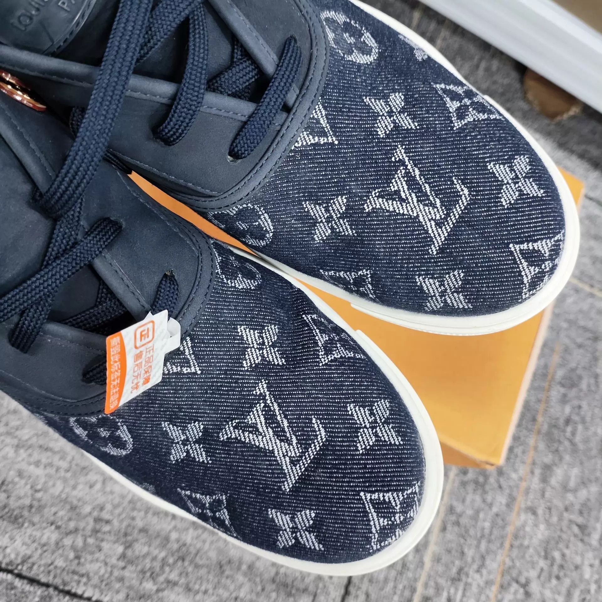 Louis Vuitton LV Monogram Blue Casual Sneakers 37.5 Size US 7 / IT 37 - 6 Thumbnail