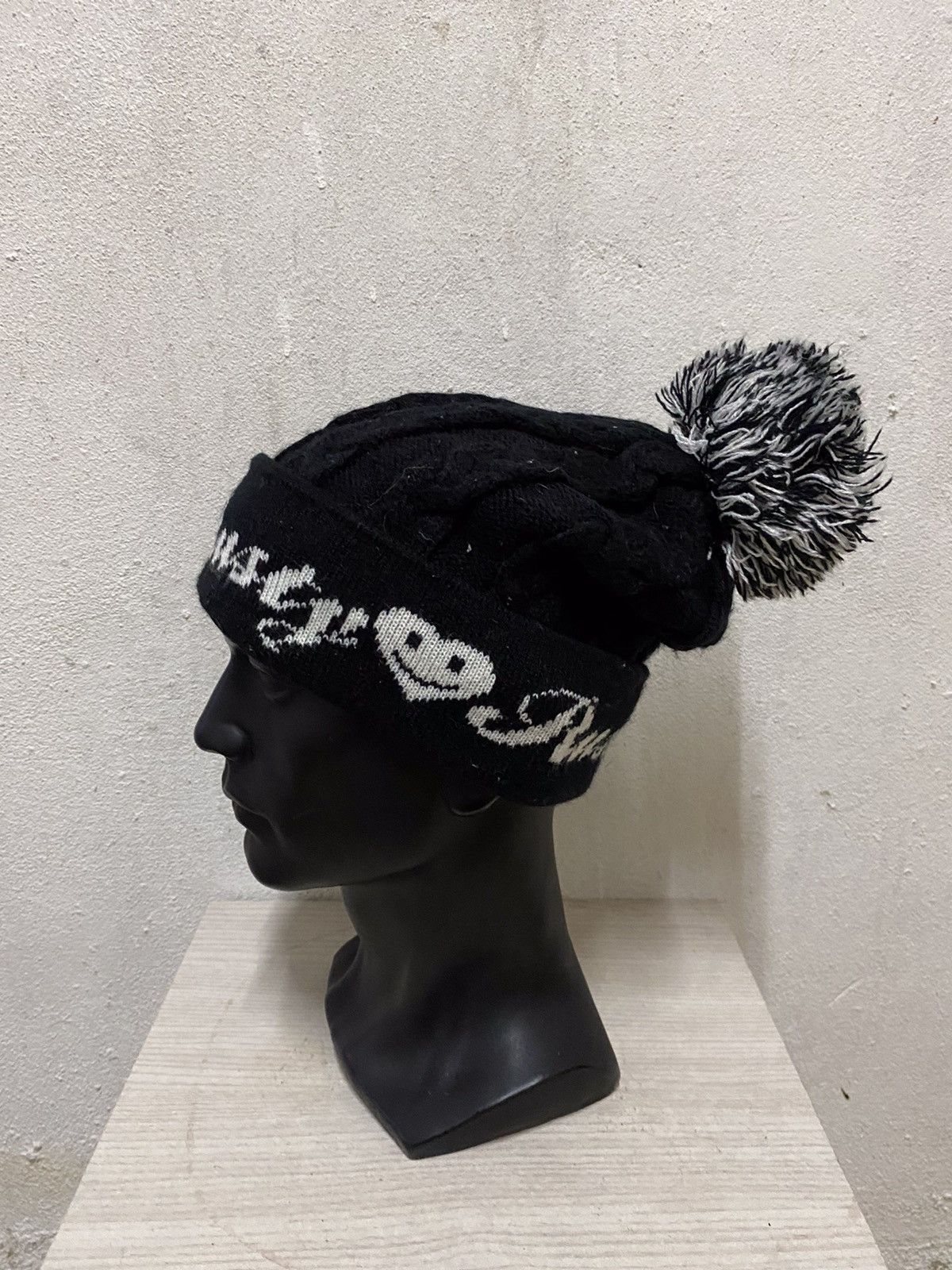 Rusty × Vintage Vintage Rusty Bobble Beanie Hat Size ONE SIZE - 3 Thumbnail