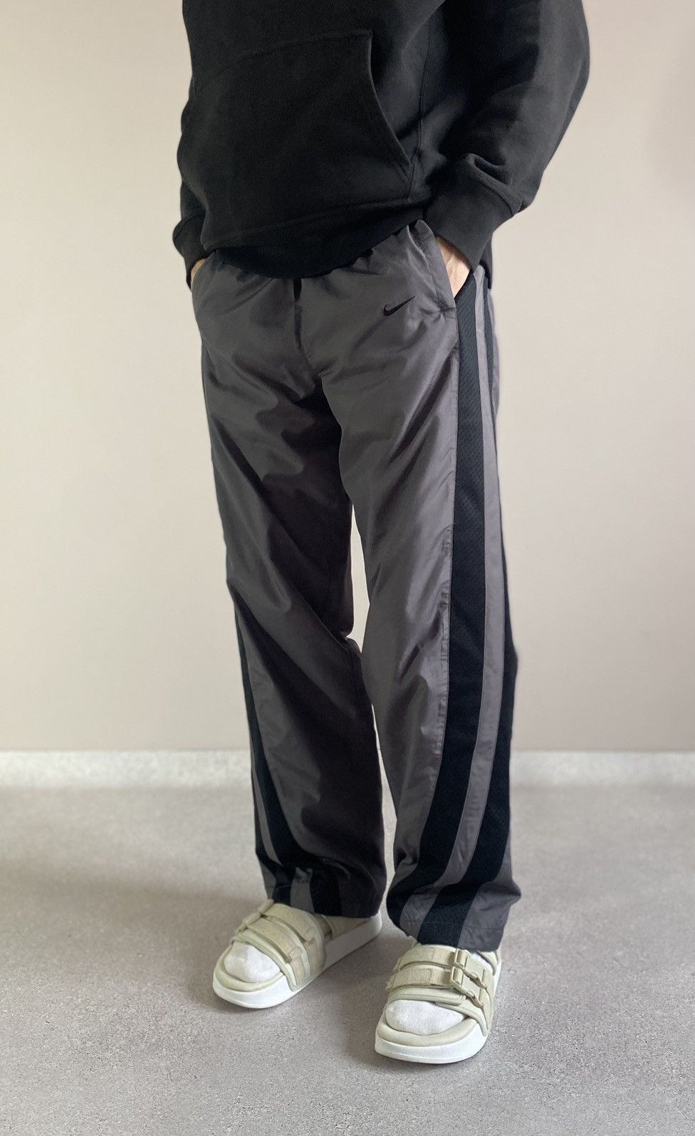 Vintage Vintage Nike Nylon Loose Pants Size US 31 - 4 Thumbnail