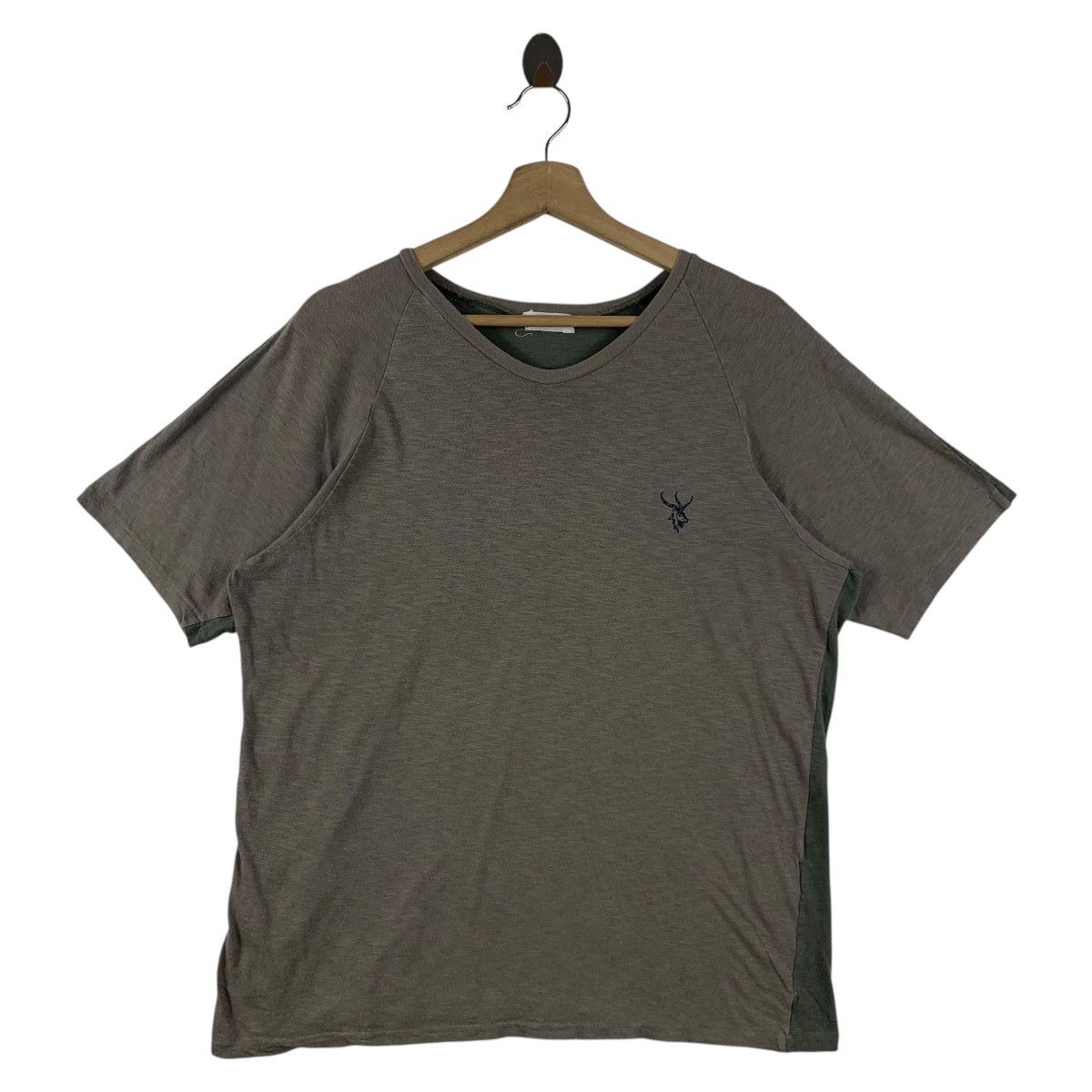 Japanese Brand × Undercover UNDERCOVERISM embroidery small logo simple tee Size US M / EU 48-50 / 2 - 1 Thumbnail