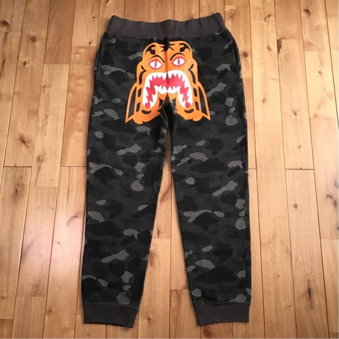 Bape BAPE Black camo tiger sweat pants a bathing ape ☆size L