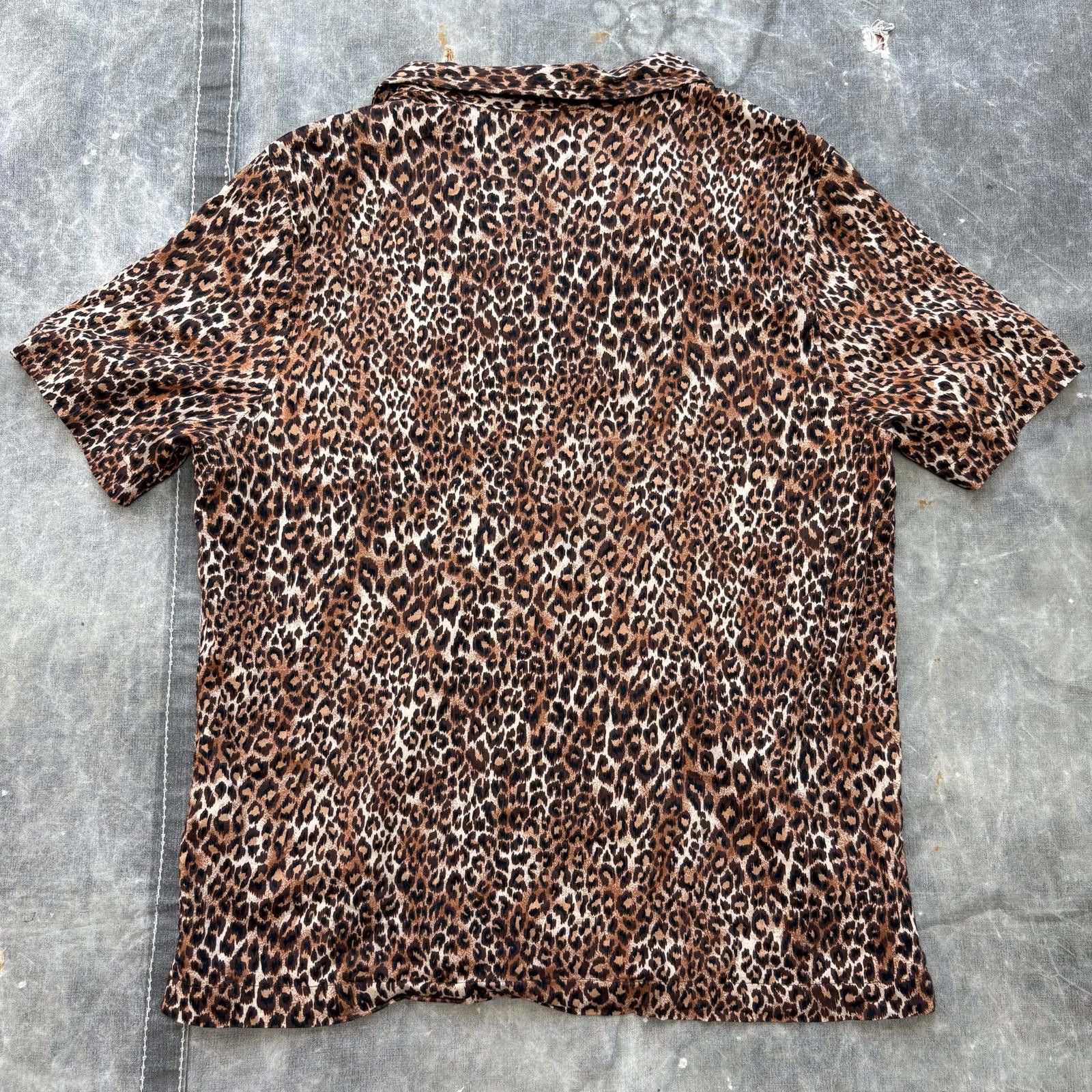 Vintage Vintage 90s Y2K Unique AOP Leopard Print Button Up Blouse Size L / US 10 / IT 46 - 4 Thumbnail