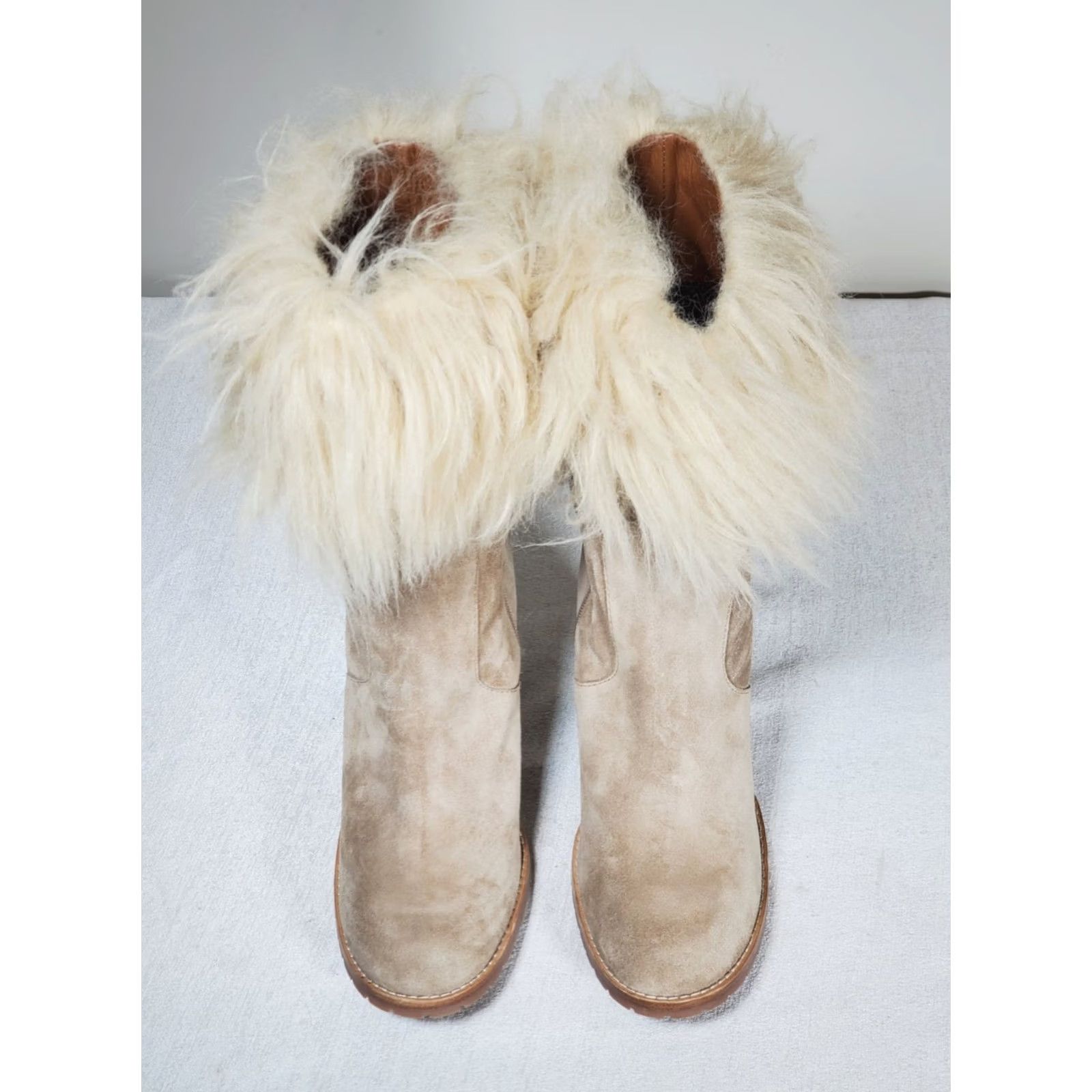 Marc Jacobs Marc Jacobs Beige Suede Fur Trimmed High Heeled Ankle Booties Women's US 11 Boots Size US 11 / IT 41 - 7 Thumbnail