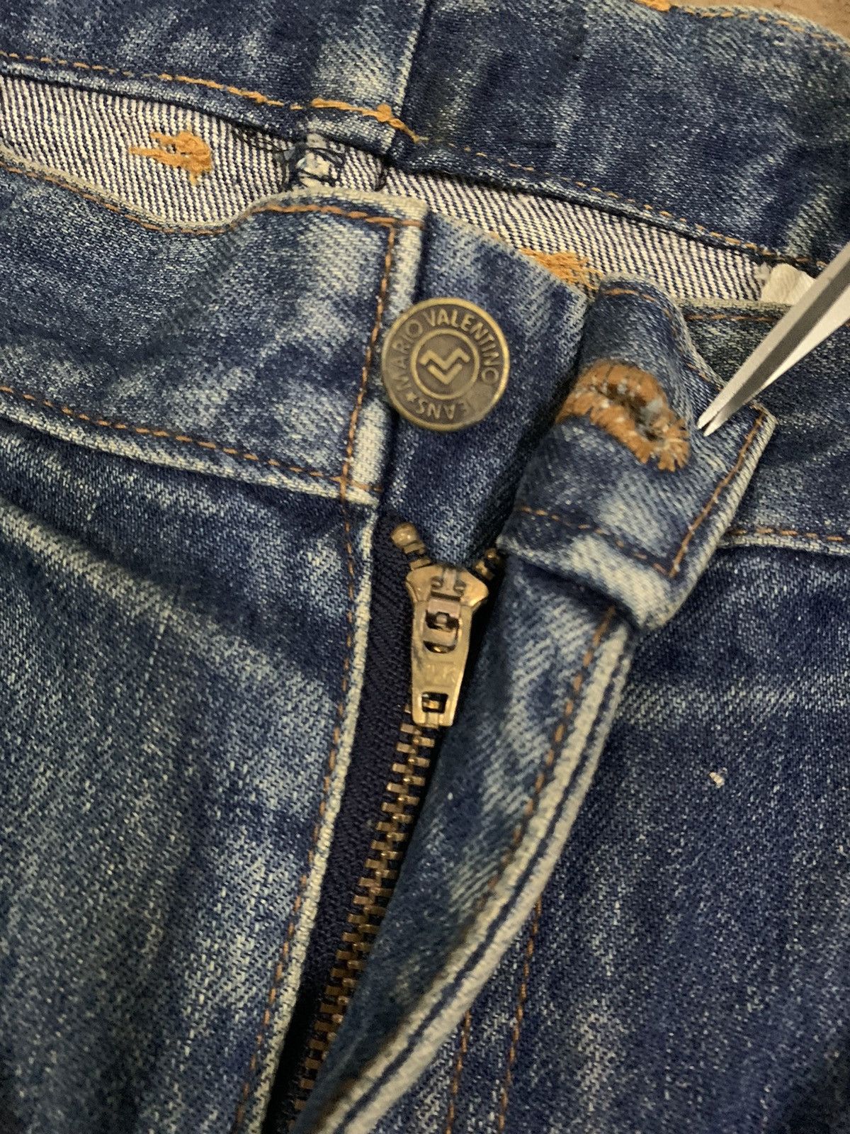 Valentino Vintage Mario Valentino Mud Washed Baggy Distressed Jeans Size US 32 / EU 48 - 5 Thumbnail