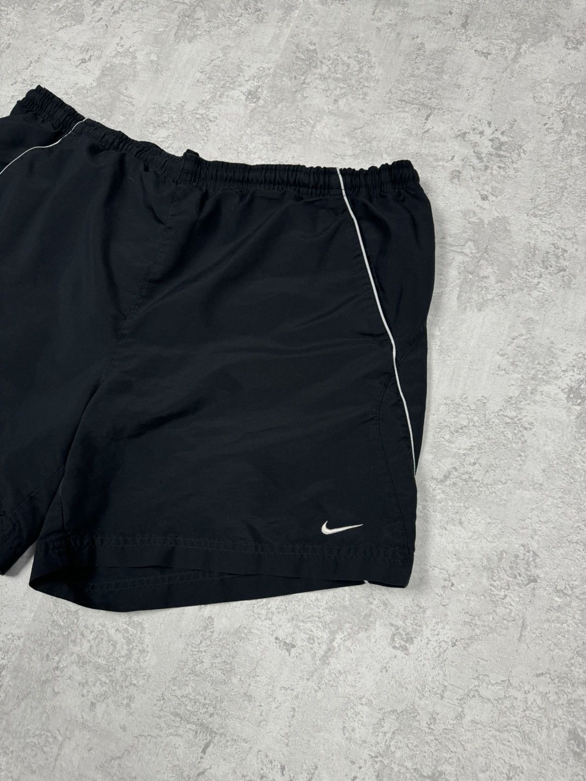 Nike Vintage Nike Y2K Shorts Size XL Size US 37 - 3 Thumbnail
